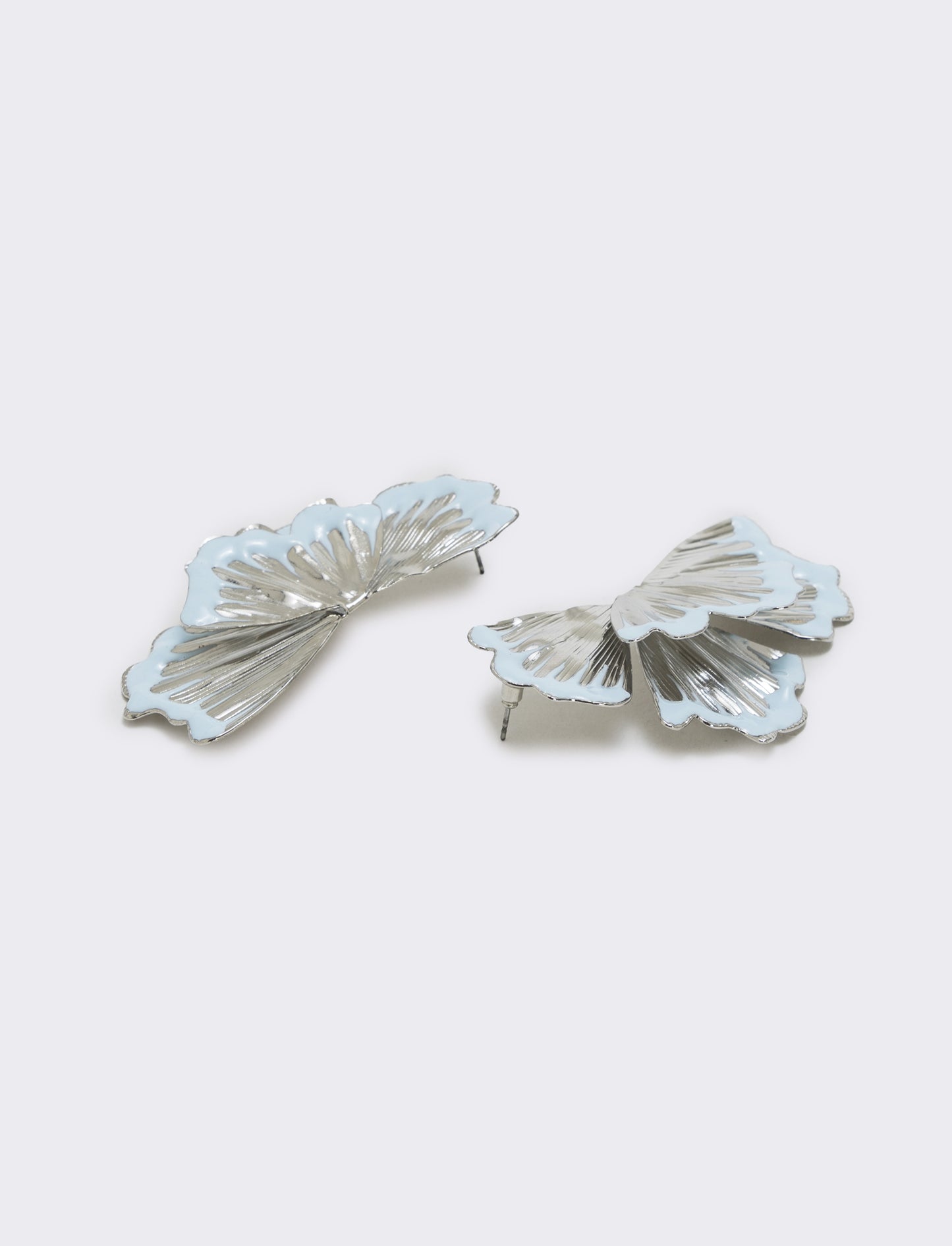 Orecchino grande a mezzo fiore - Azzurro
