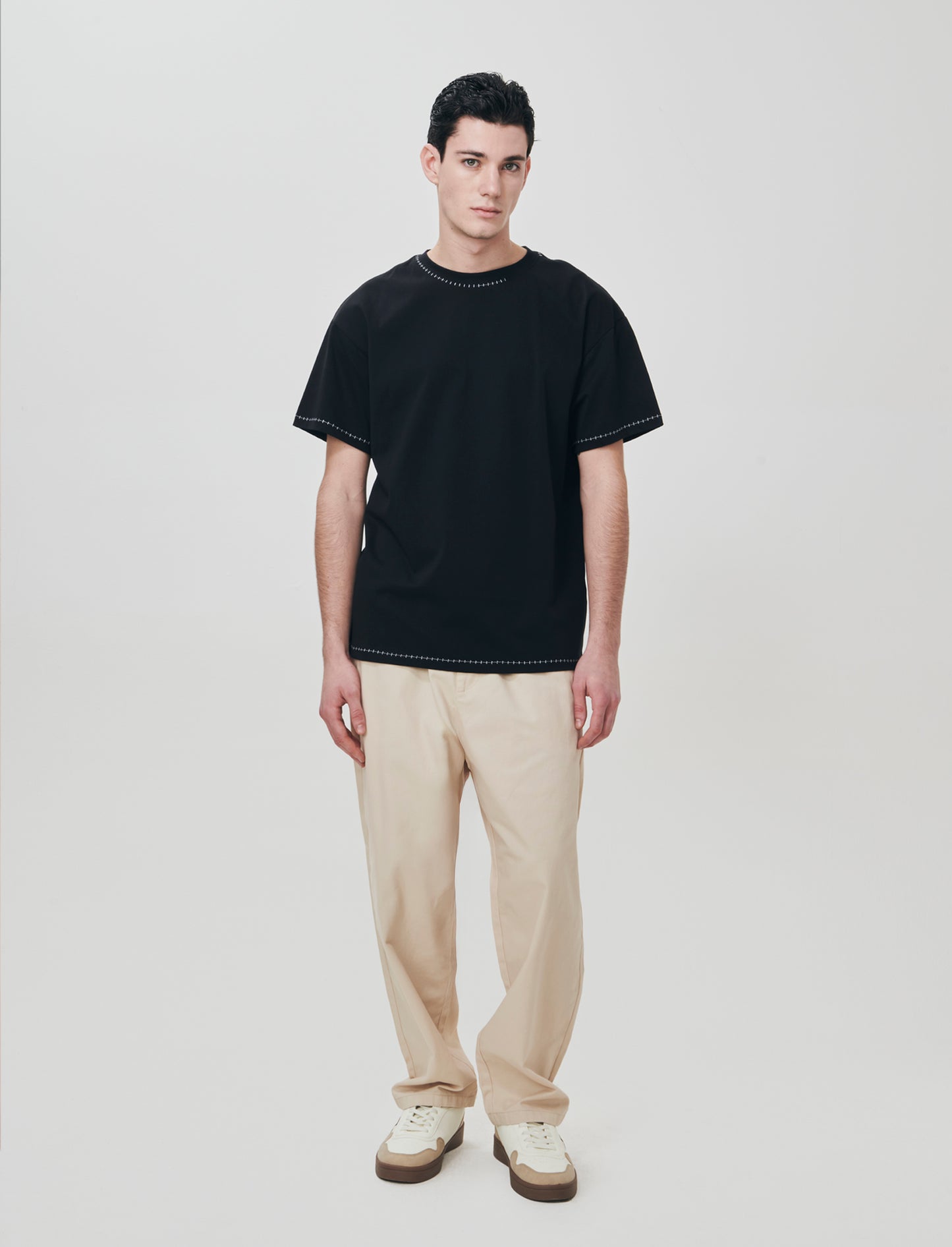 T-shirt heavy weight con impunture a contrasto - Nero