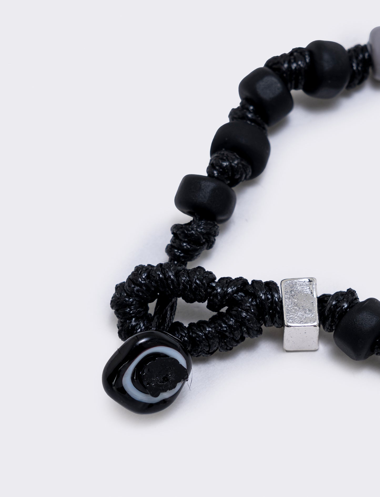 Bracciale colorato in tessuto elegante - Nero