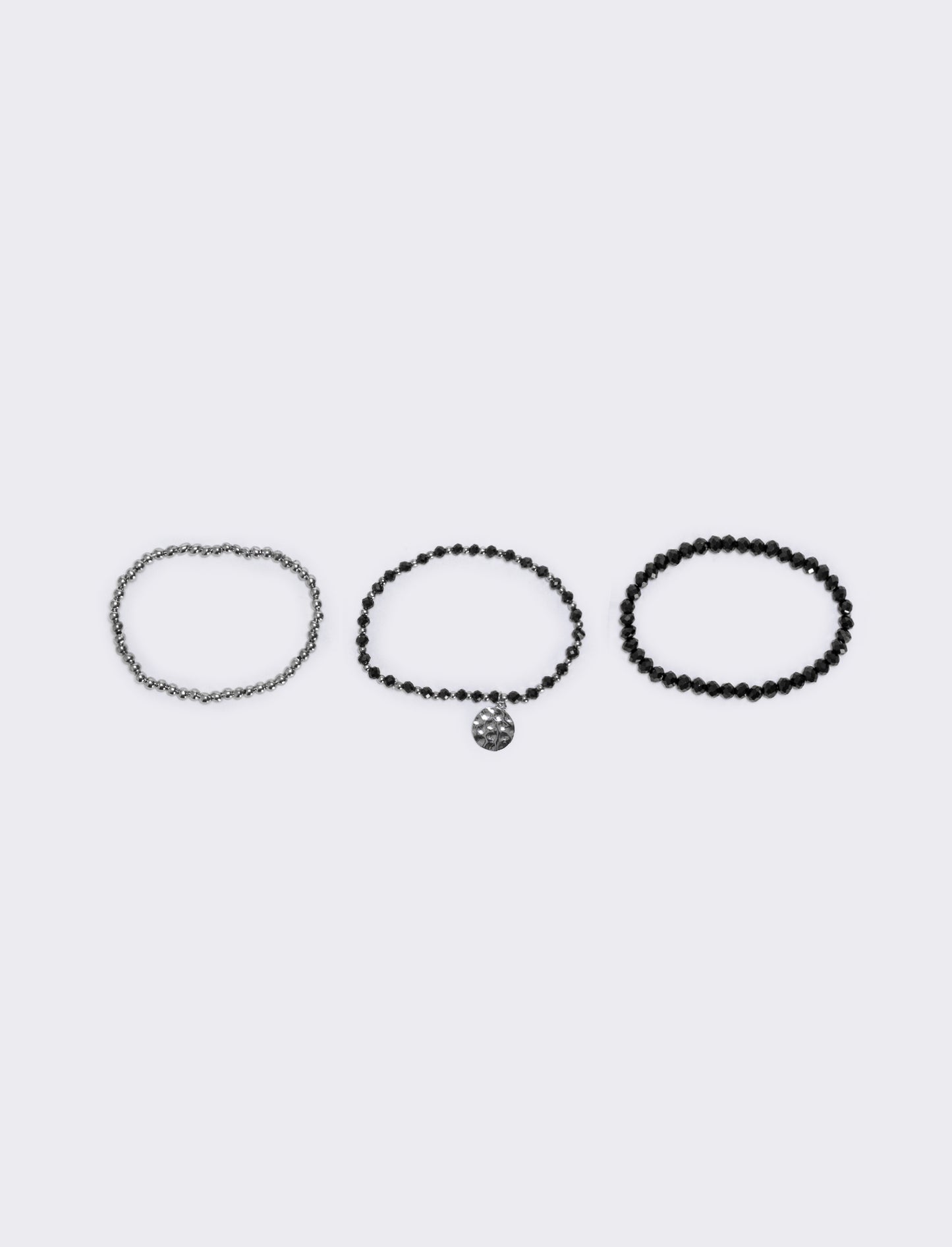 Bracciale tre fili con medaglina - Nero