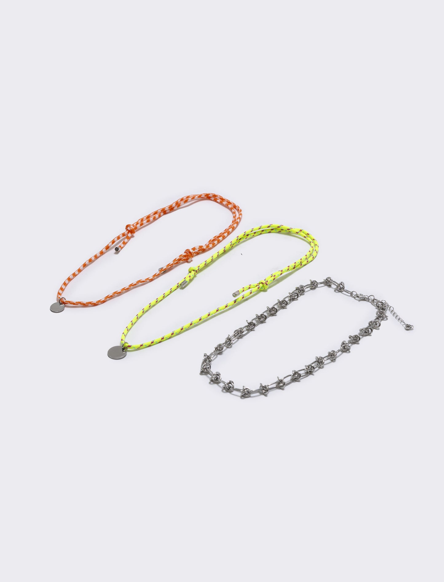 Three-strand necklaces with cord and knots - Yellow