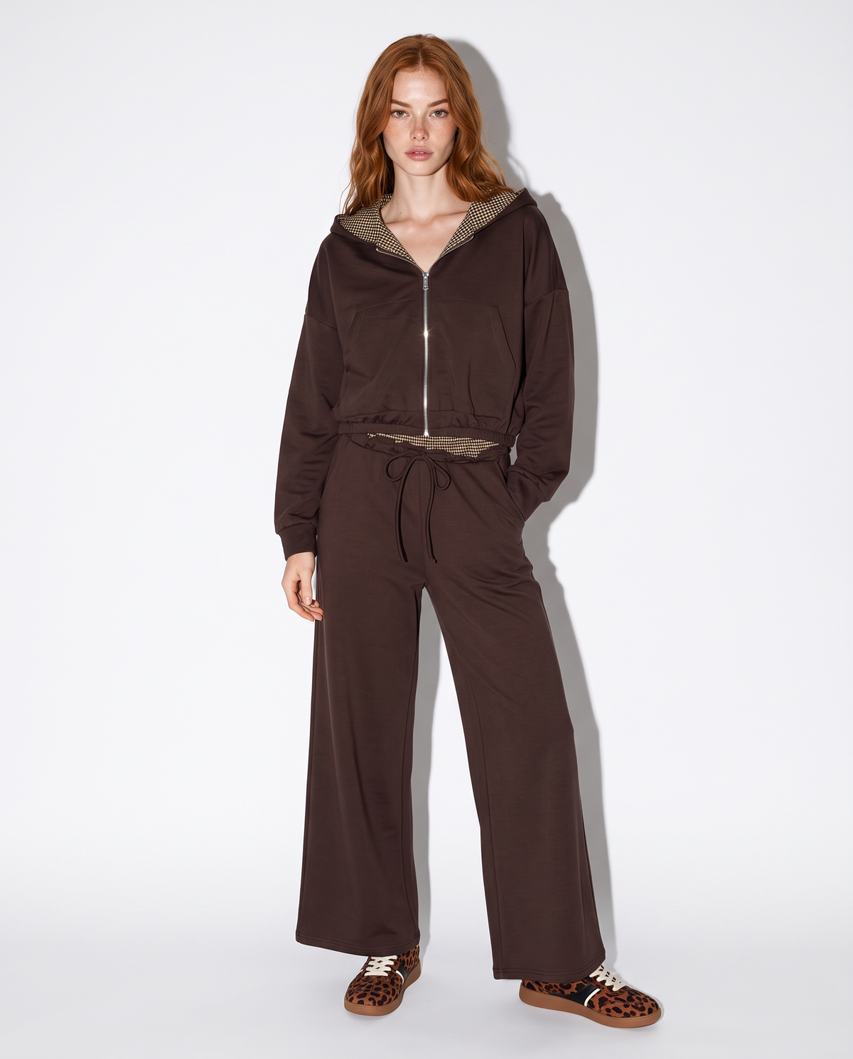 Zip-up hoodie - Brown