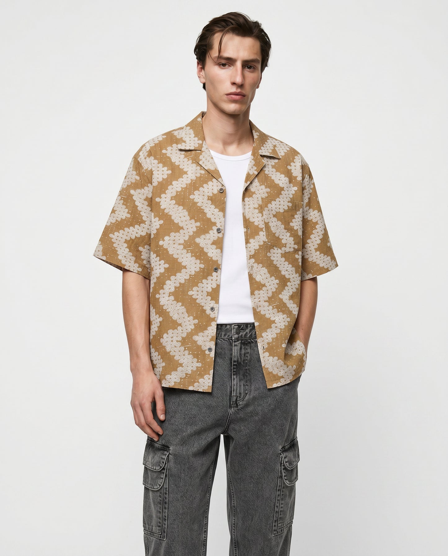 Camicia boxy fit in tessuto goffrato - Cammello