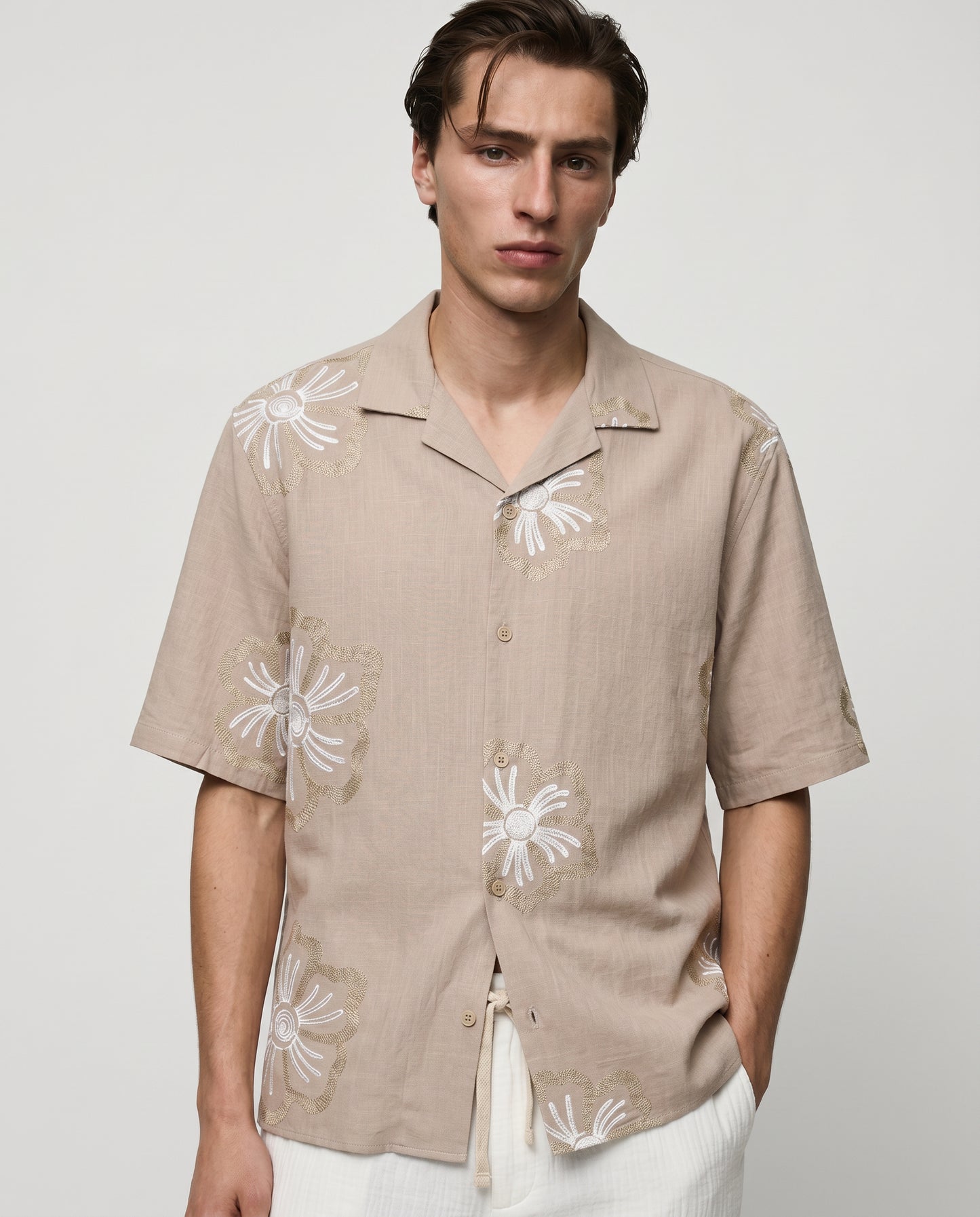 Camicia boxy fit in cotone ricamato - Beige
