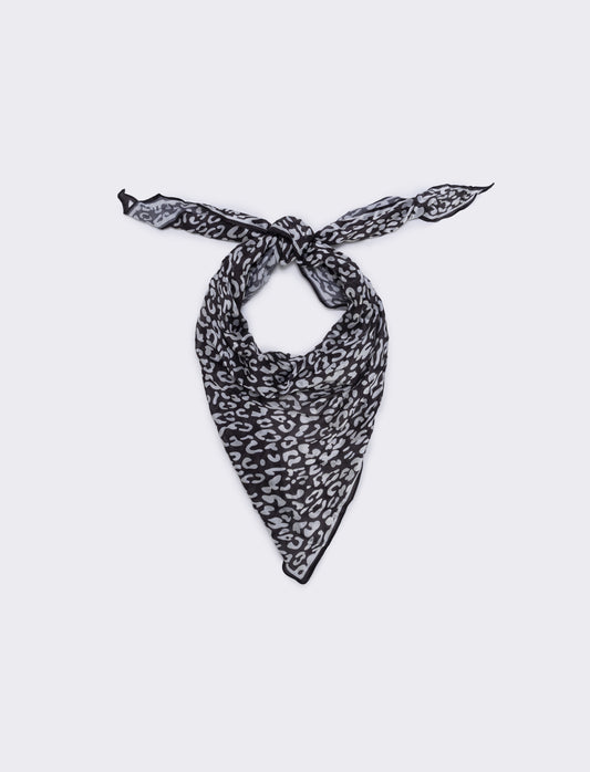 Foulard triangolo in satin - Leopardato