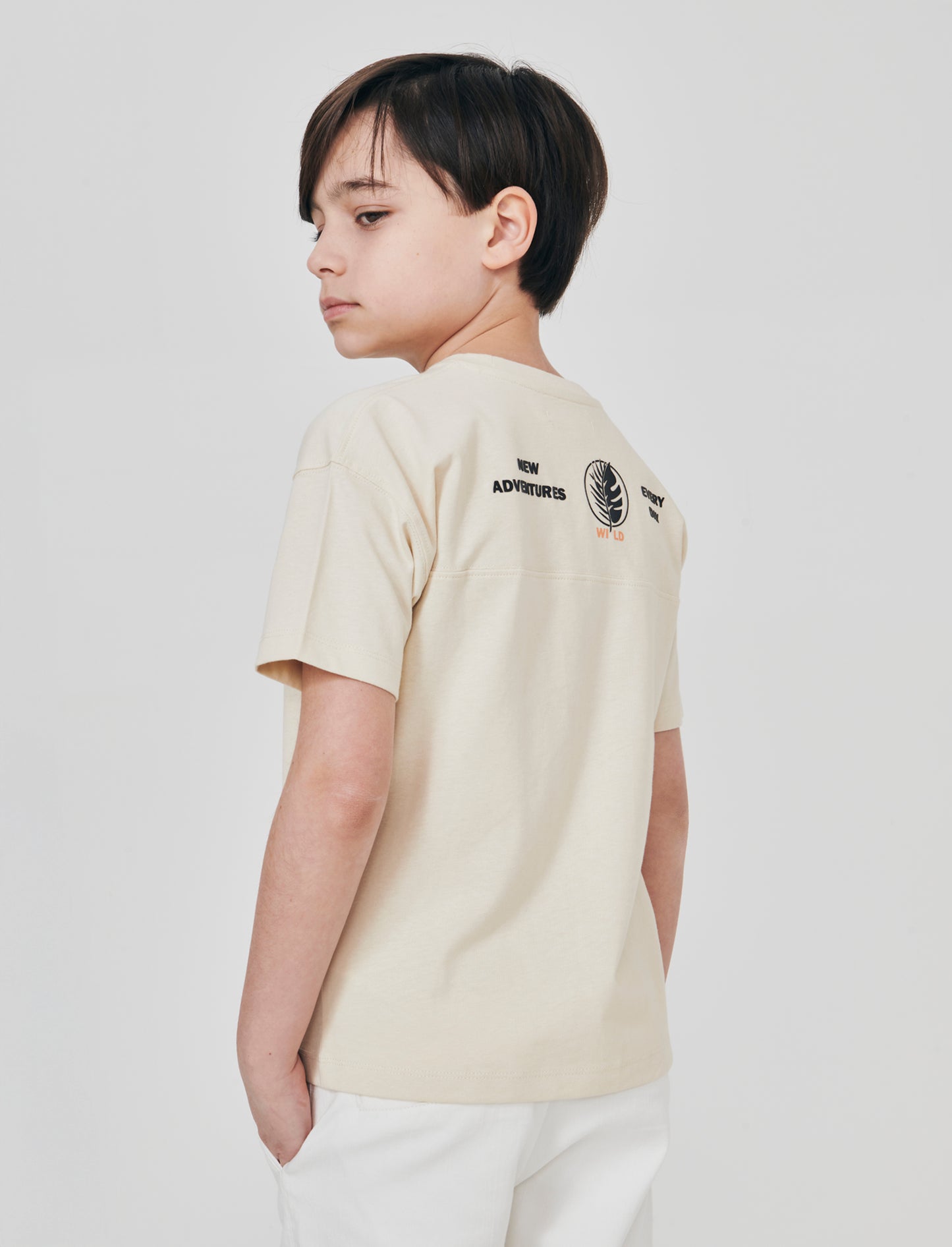 T-Shirts with prints for every occasion - Beige