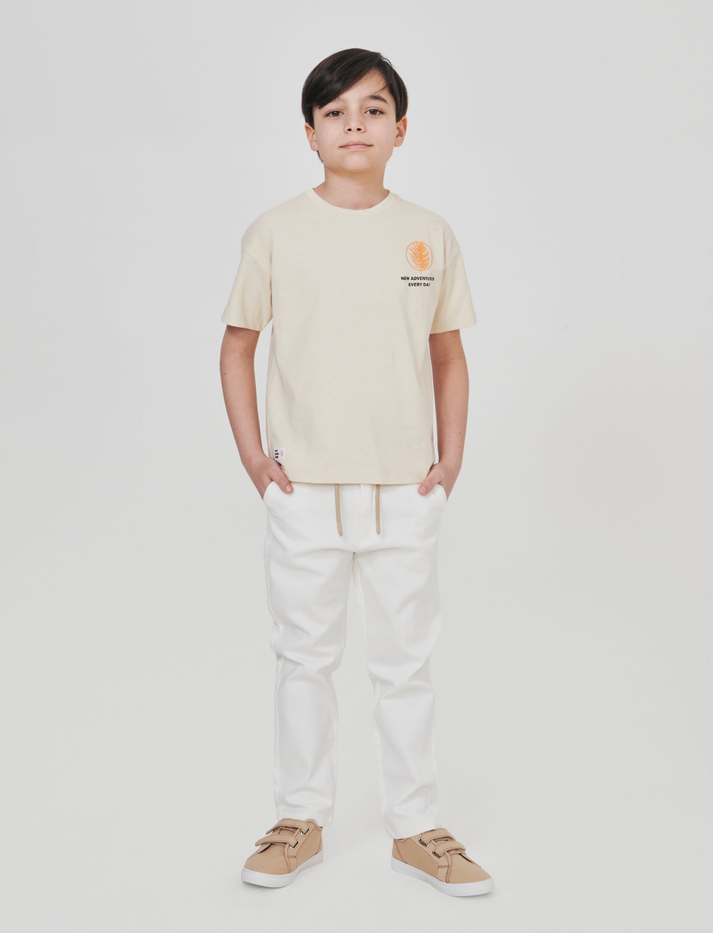 T-Shirts with prints for every occasion - Beige