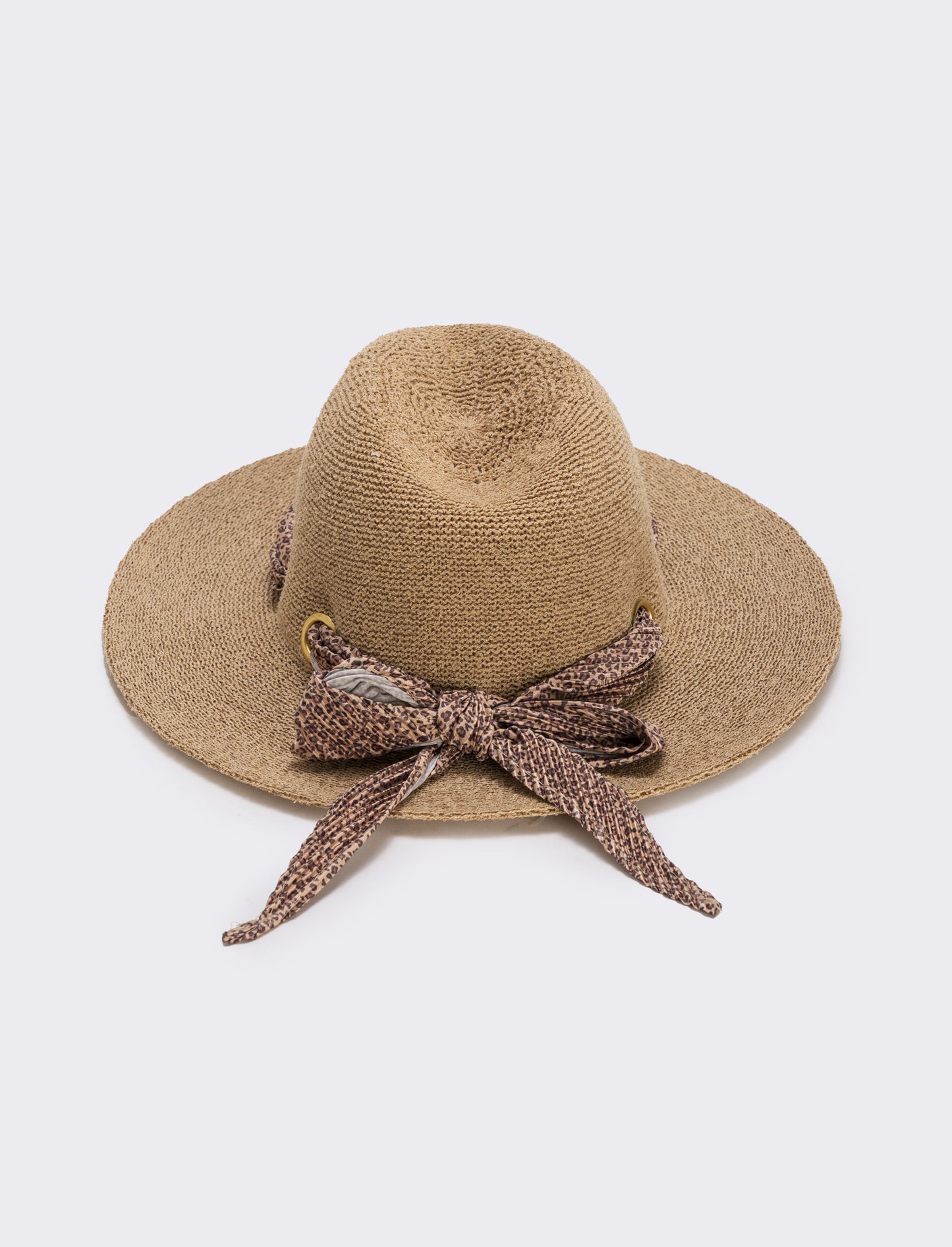 Wide-brimmed hat with elegant scarf - White