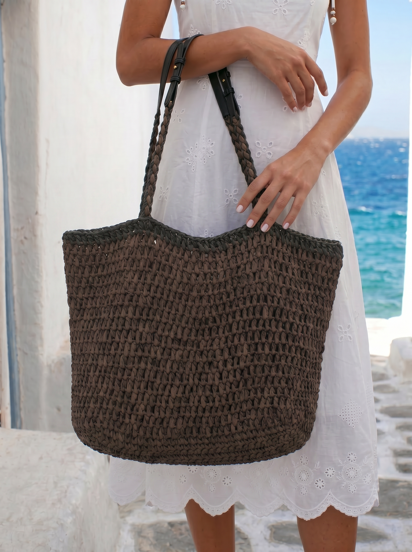 Straw bag with faux leather handle - Brown