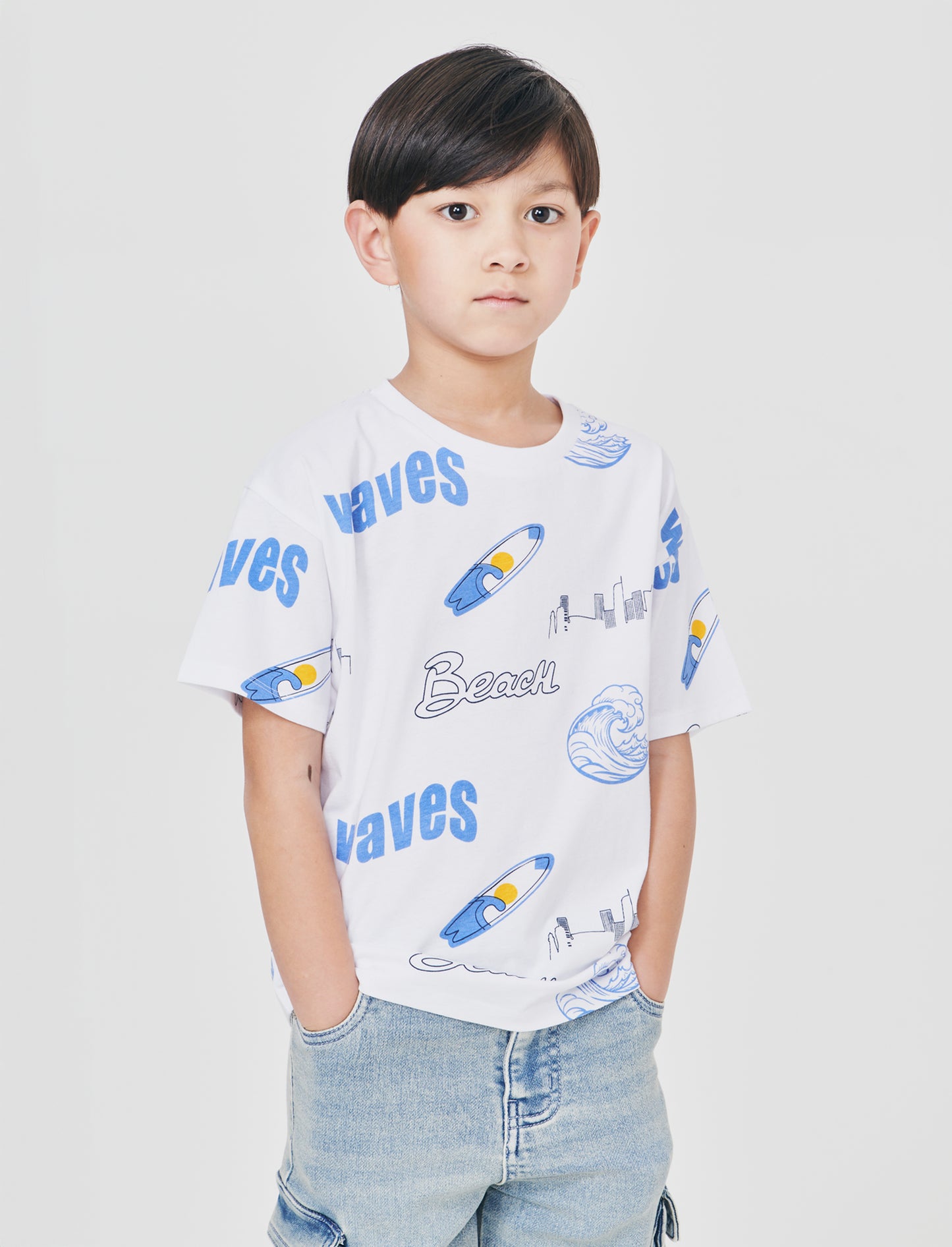 Summer and Energetic Crew Neck T-Shirt - White