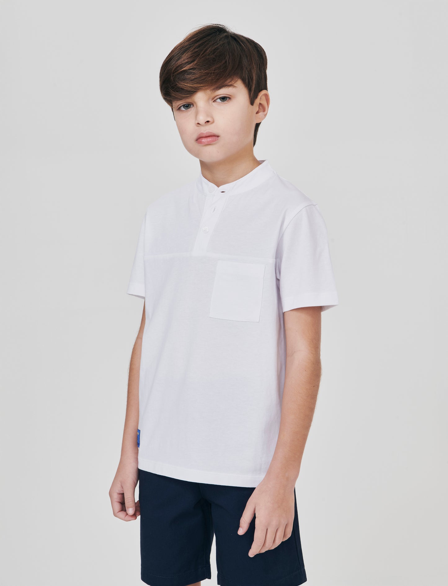 Korean collar T-shirt with elegant pocket - White