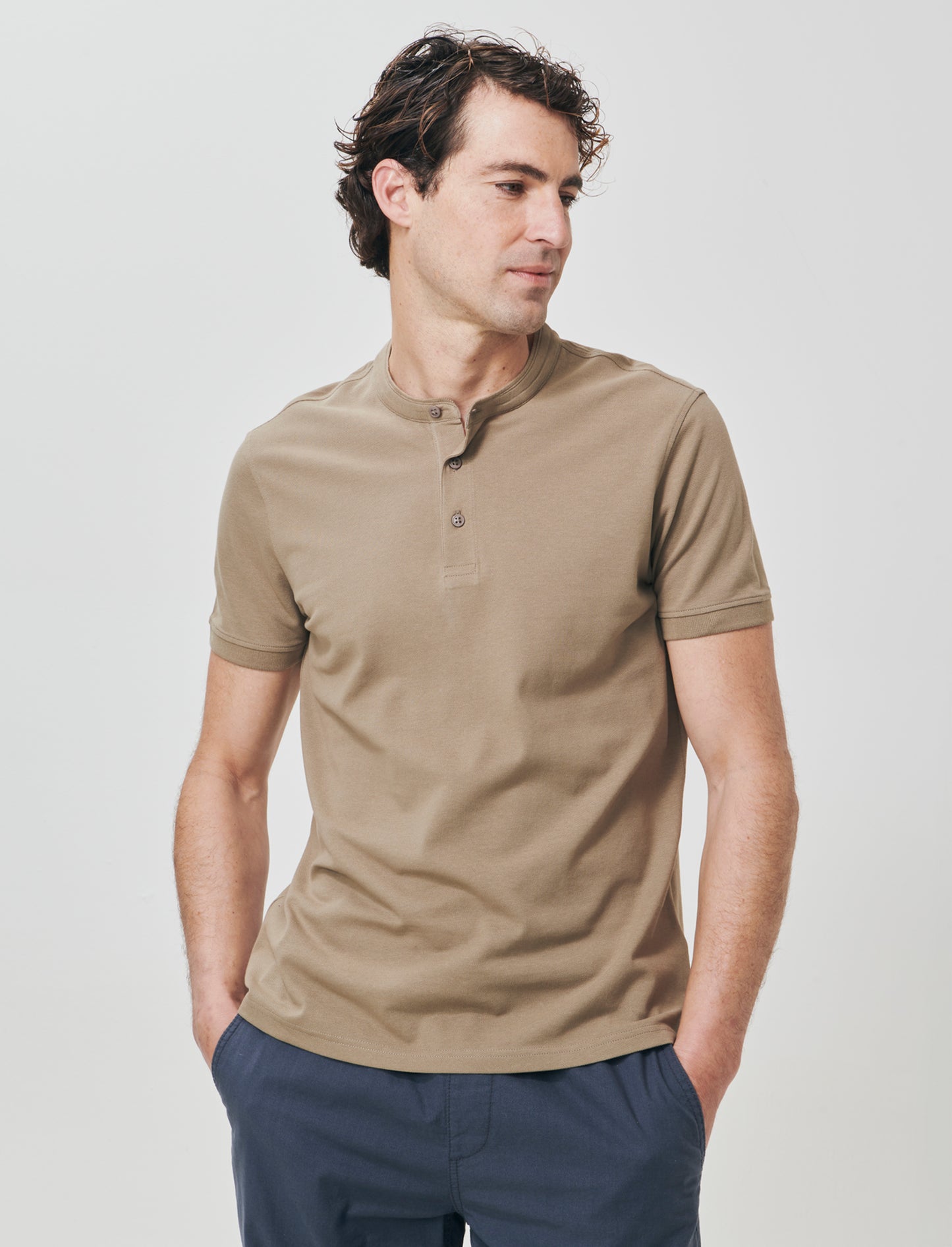Korean polo in piquÃ© with collar - Green
