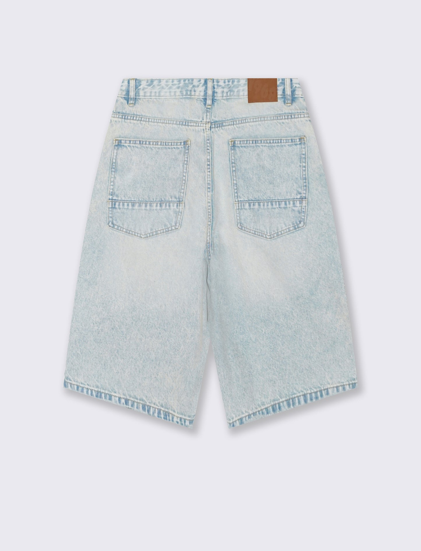 Bermuda Jeans Skater Fit in Denim Slavato - Denim chiaro