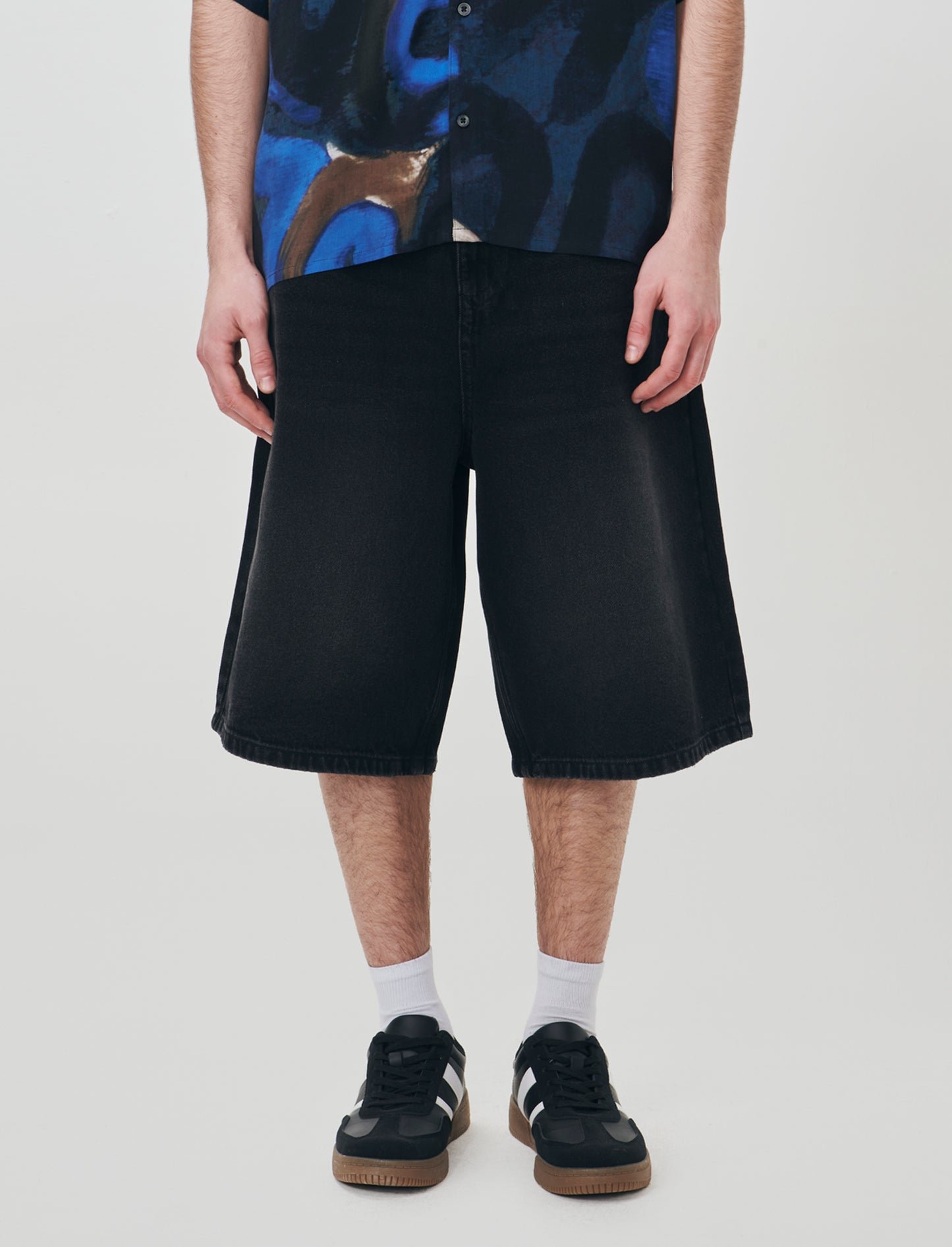 Bermuda Jeans Skater Fit in Denim Slavato - Nero