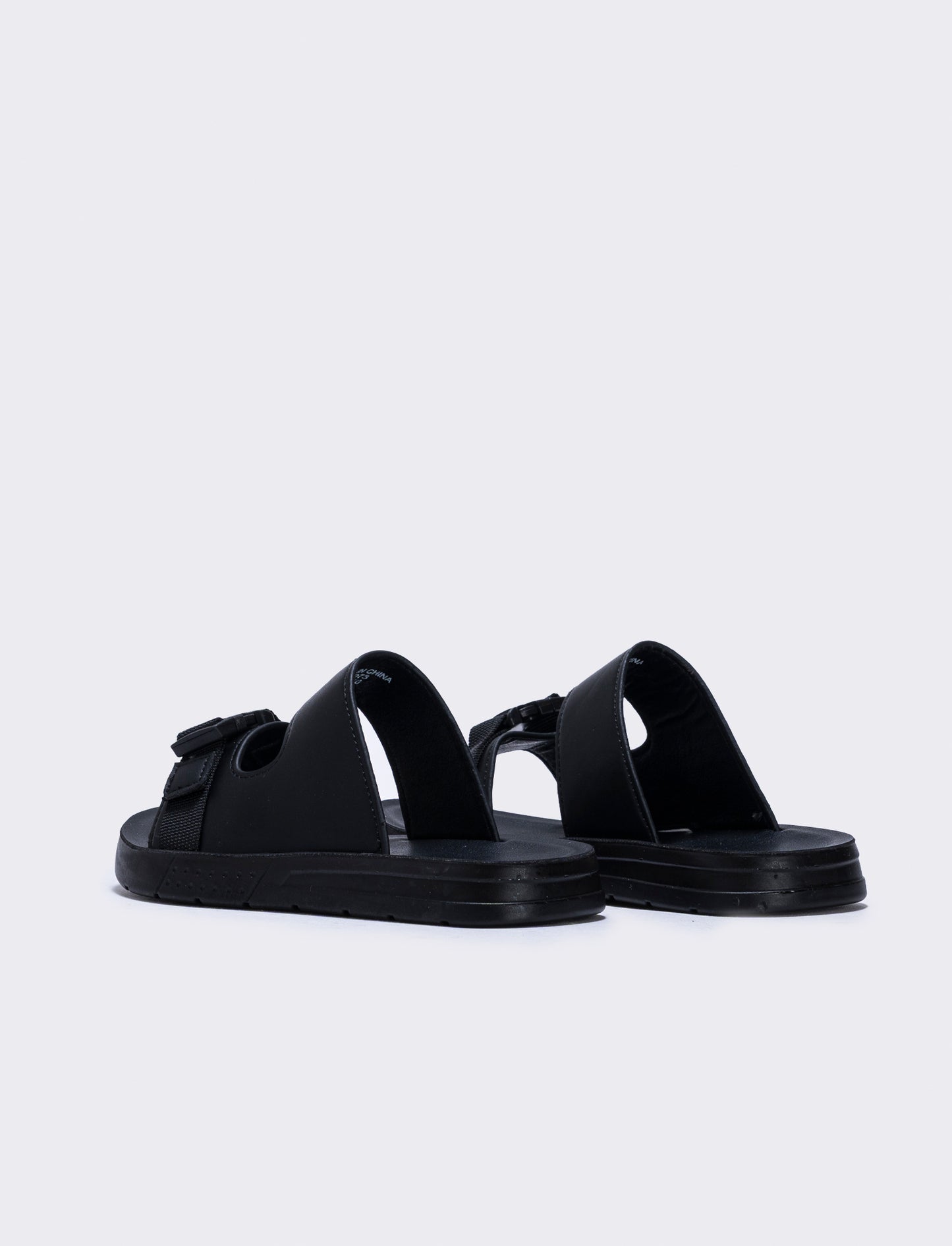 Black sports sandal with snap buckle - Black