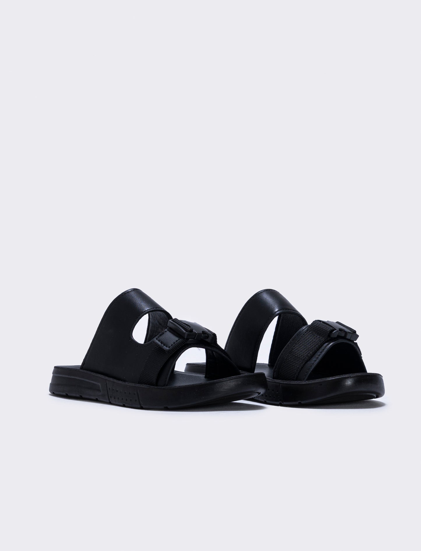 Black sports sandal with snap buckle - Black