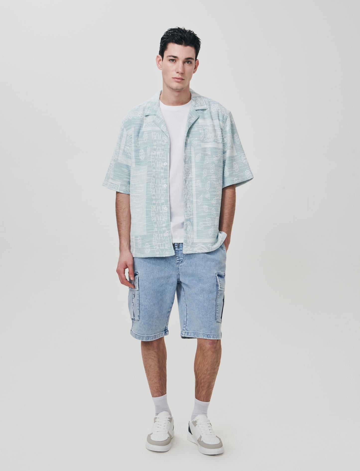 Bermuda Cargo Denim Slavato con Tasche - Denim