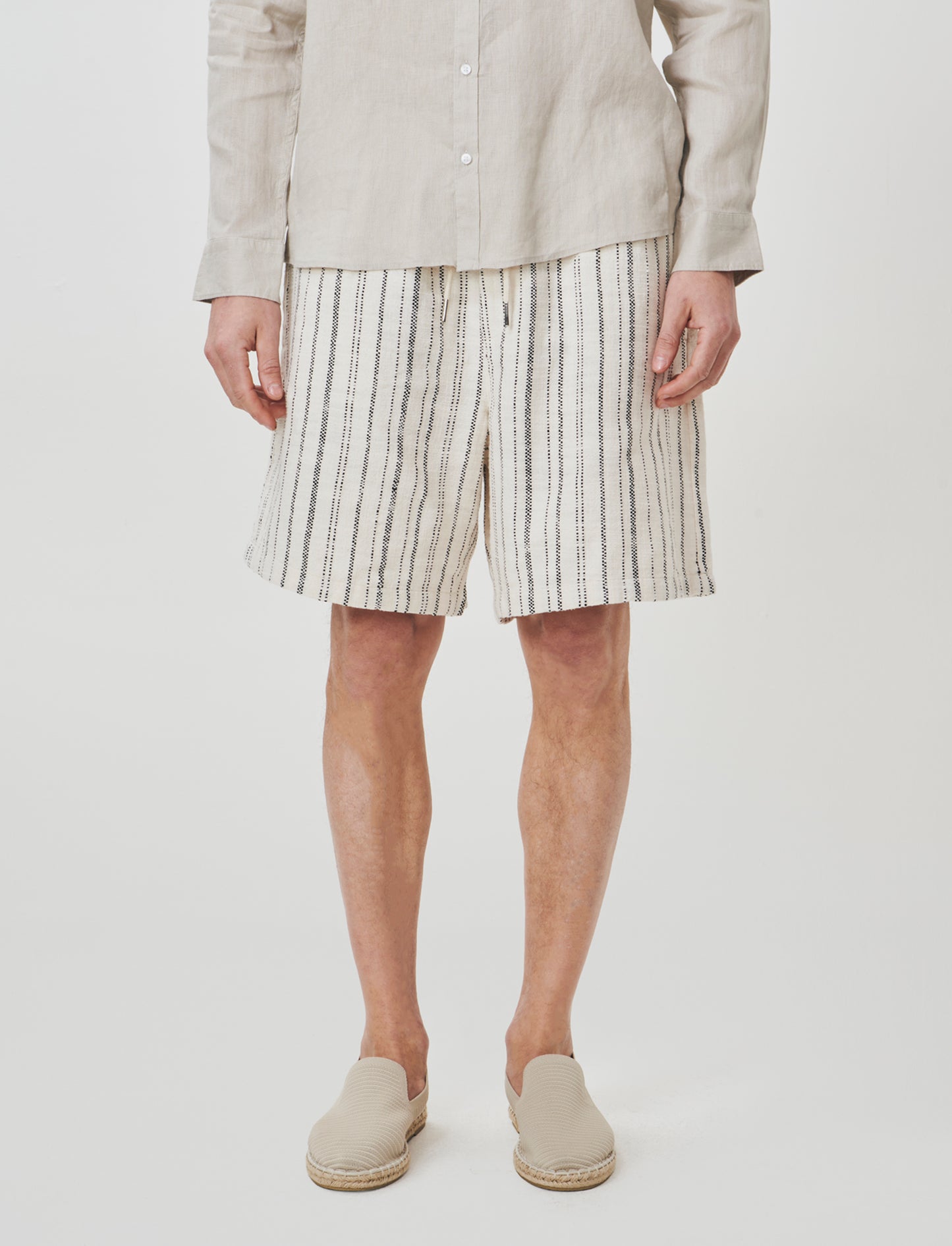 Bermuda jogger in jacquard fabric - Beige