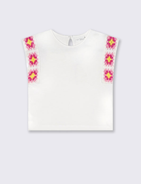 T-shirt in cotone con maniche crochet - Bianco latte