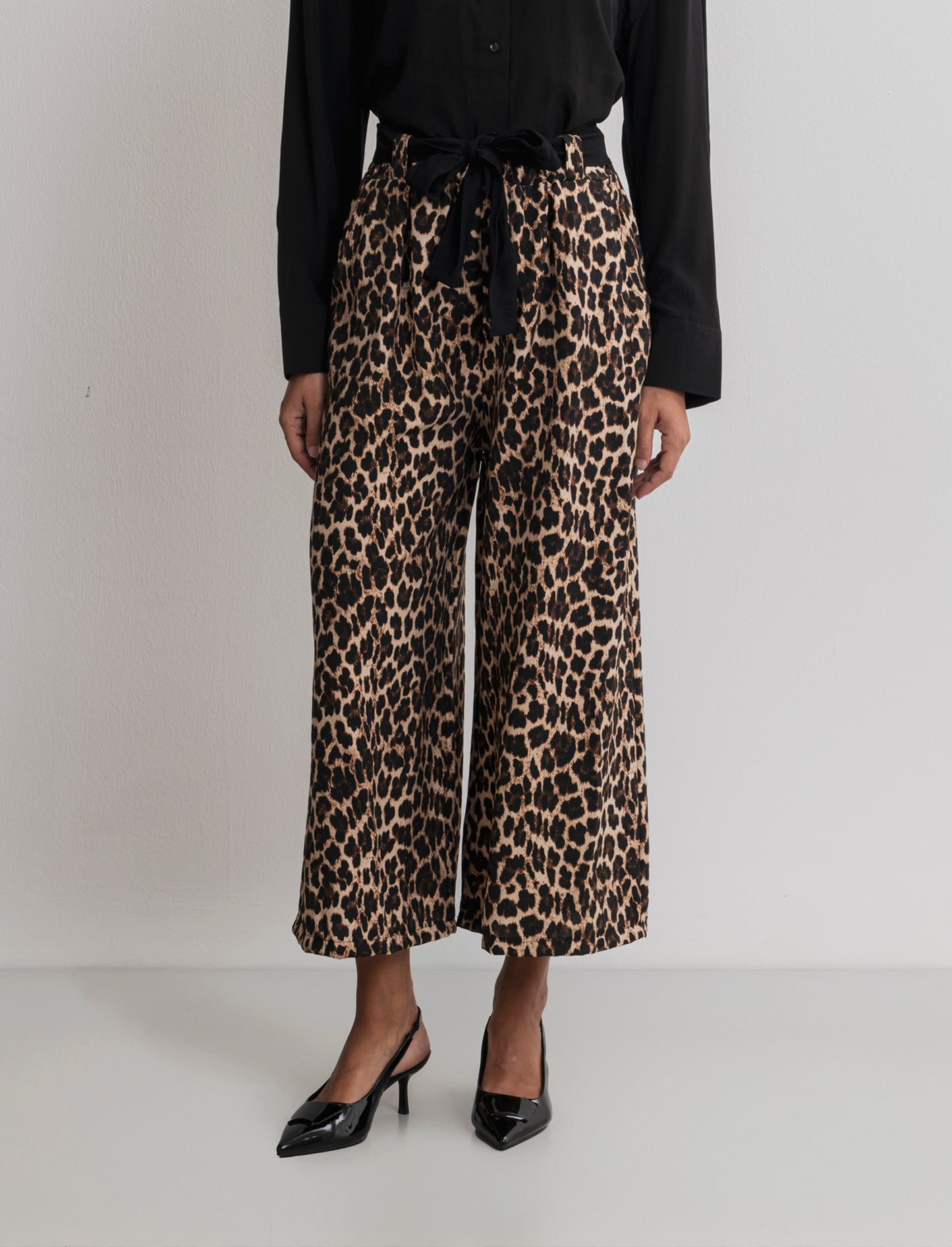 Pantalone stampato con cintura in tessuto - Maculato