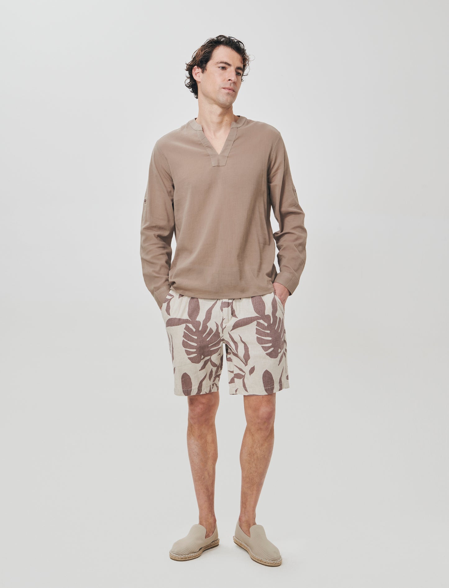 Bermuda Floral Linen Jogger - Beige