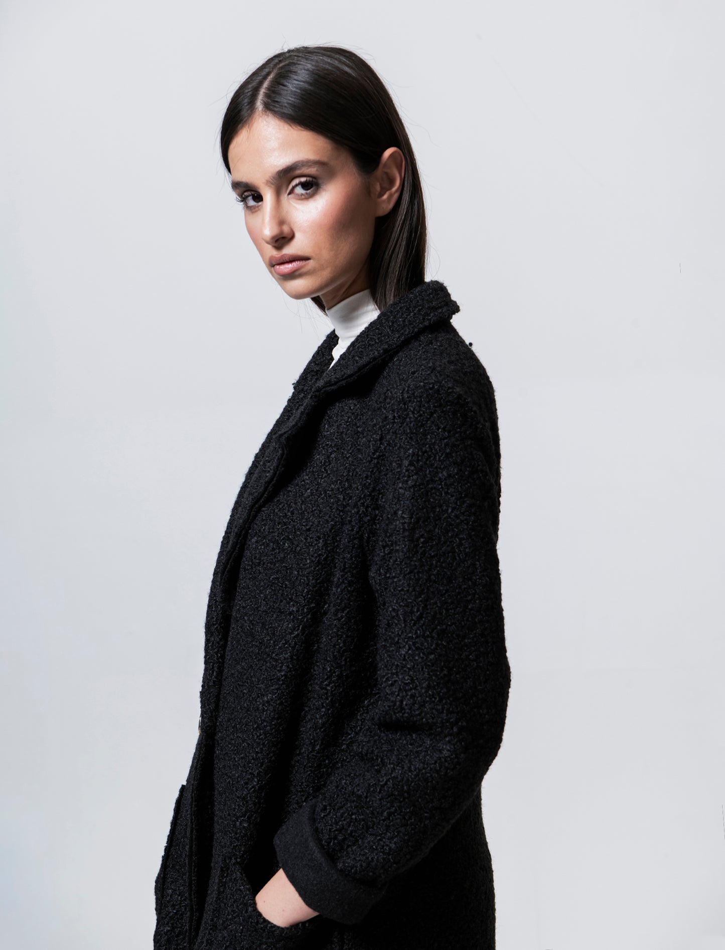 CAPPOTTO IN TESSUTO ARRICCIATO - Nero