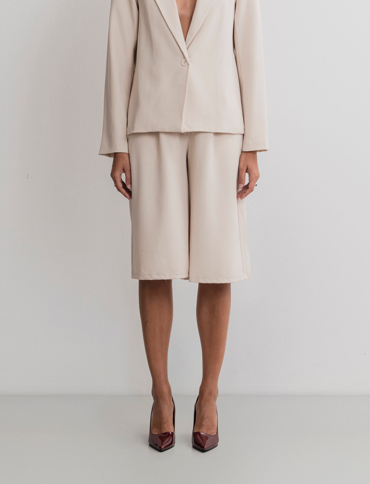BERMUDA - Beige