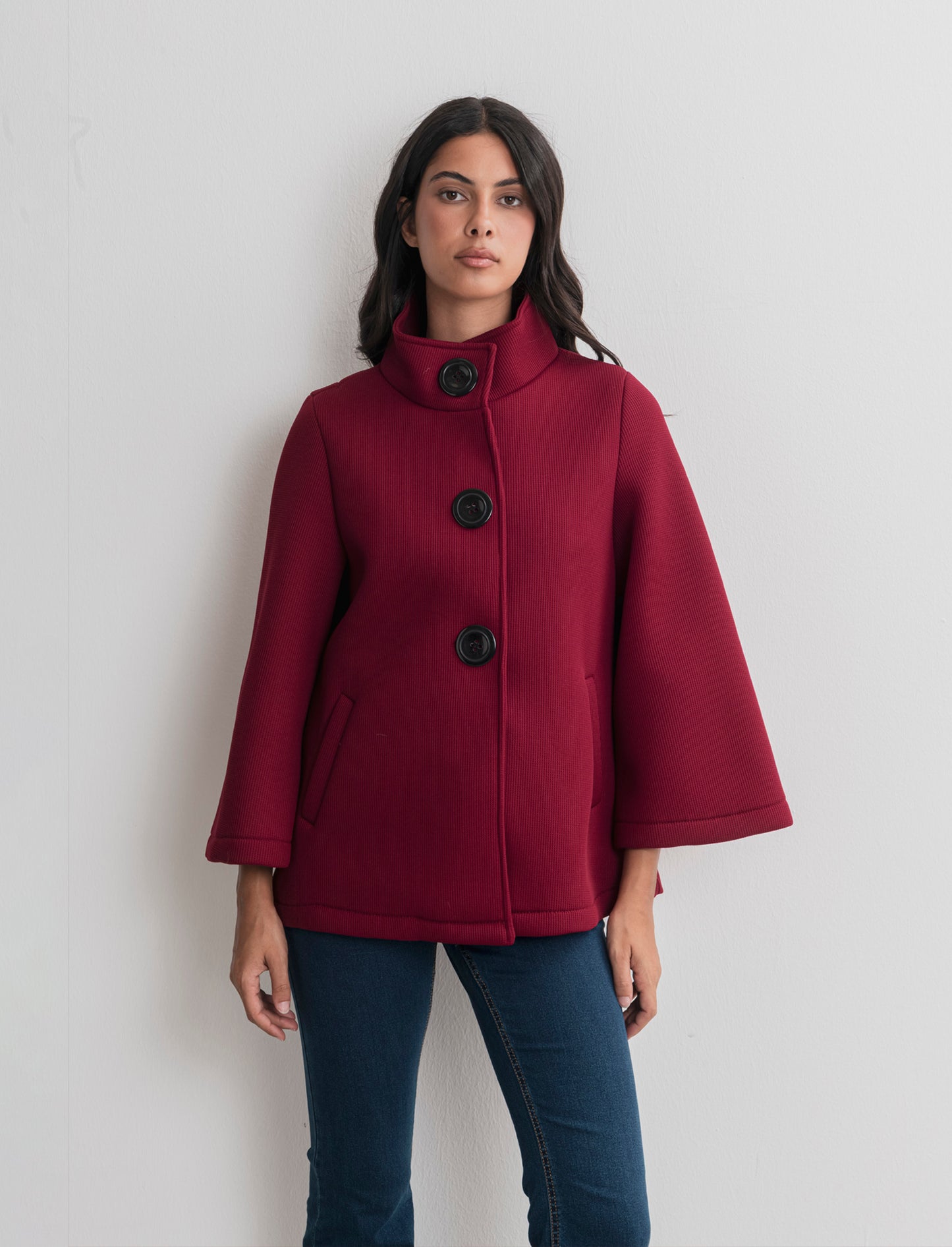 CAPPOTTINO CON MANICHE A CAMPANA - Bordeaux