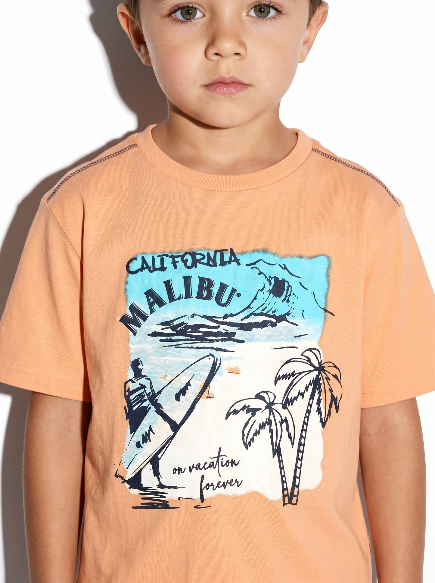 T-shirt con stampa frontale trendy e casual - Pesca