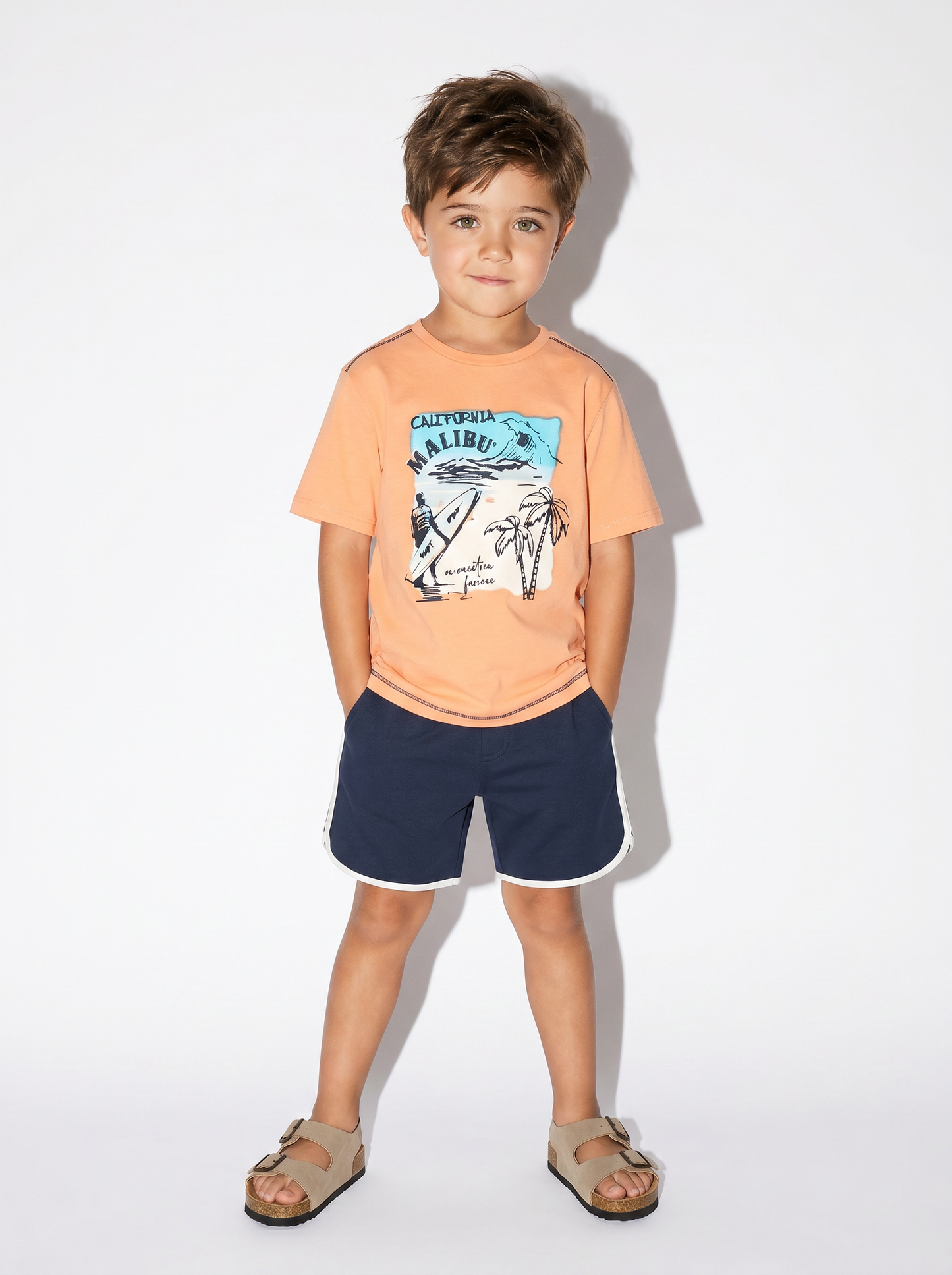 T-shirt con stampa frontale trendy e casual - Pesca