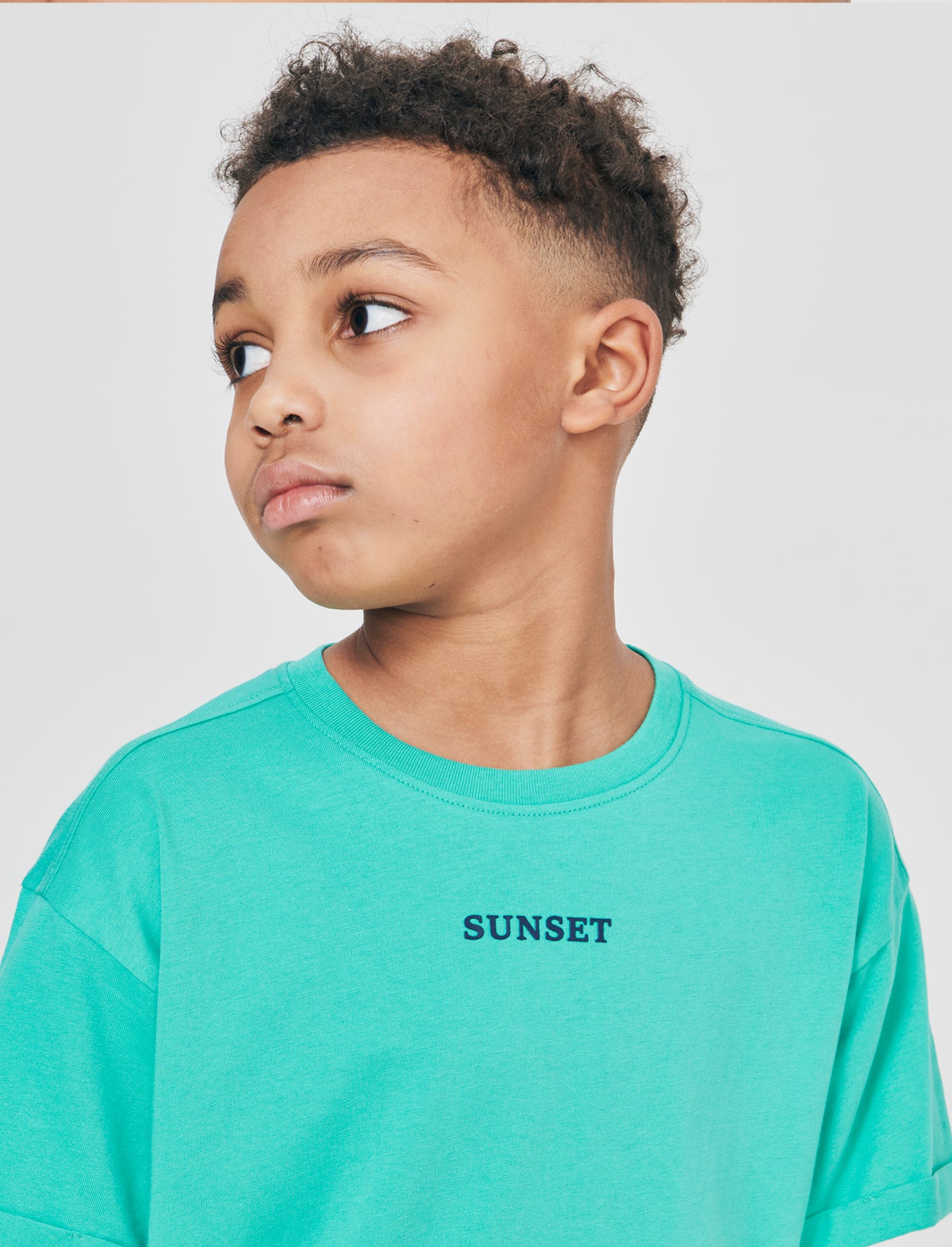 T-SHIRT LOOSE Estiva con Stampa Unica - Verde acqua