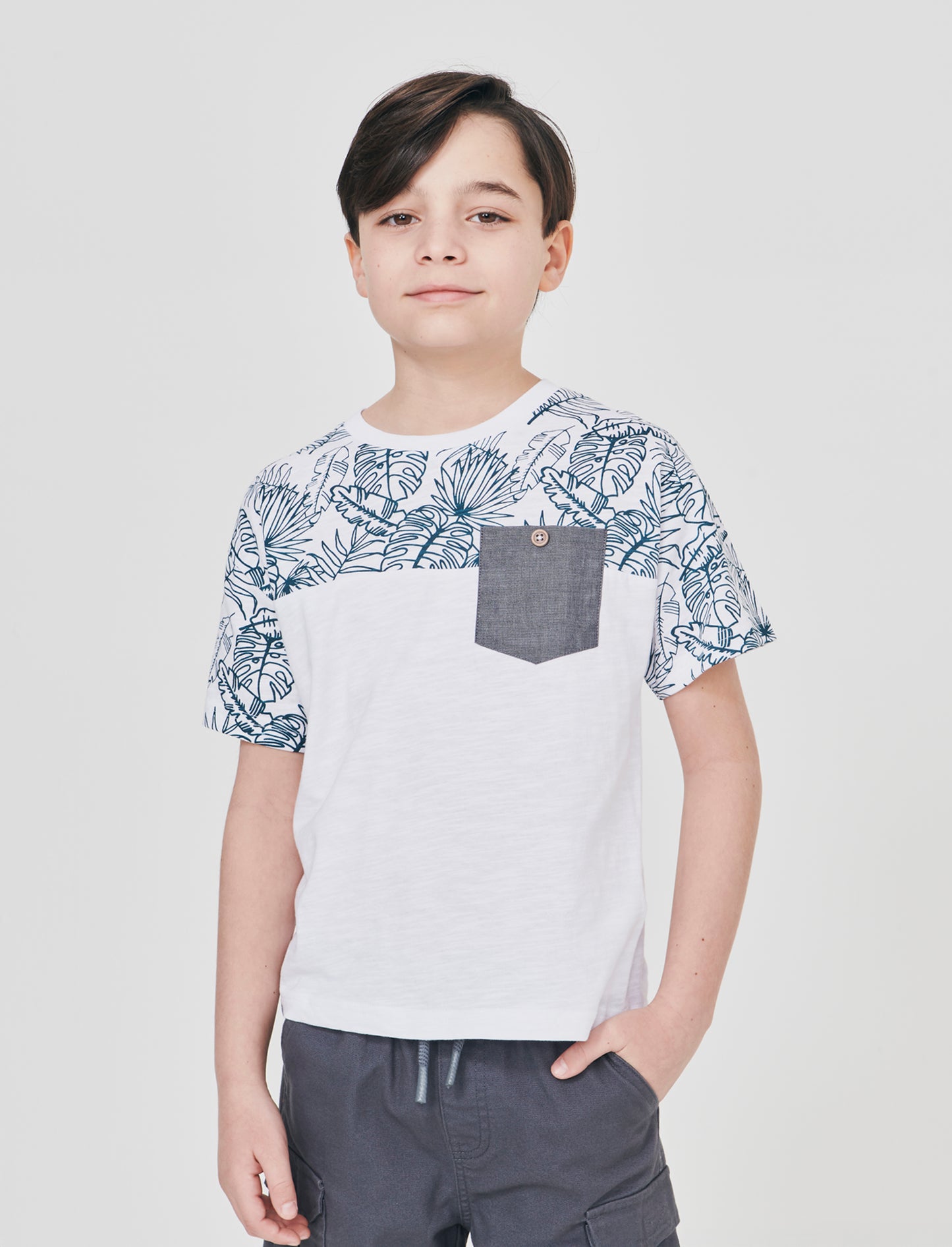 T-shirt con taschino per serate casual - Bianco