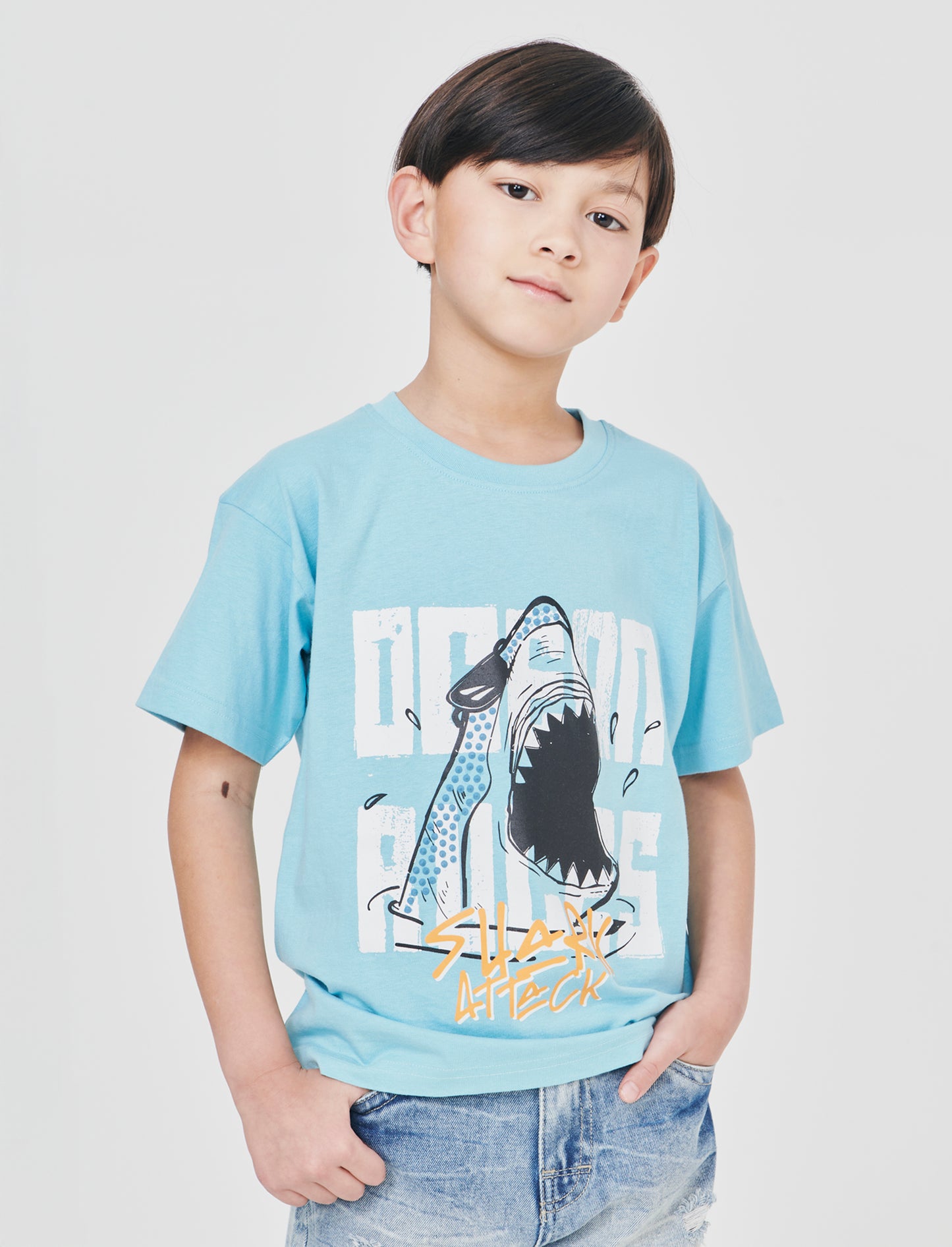 T-shirt mezza manica shark attack - Azzurro