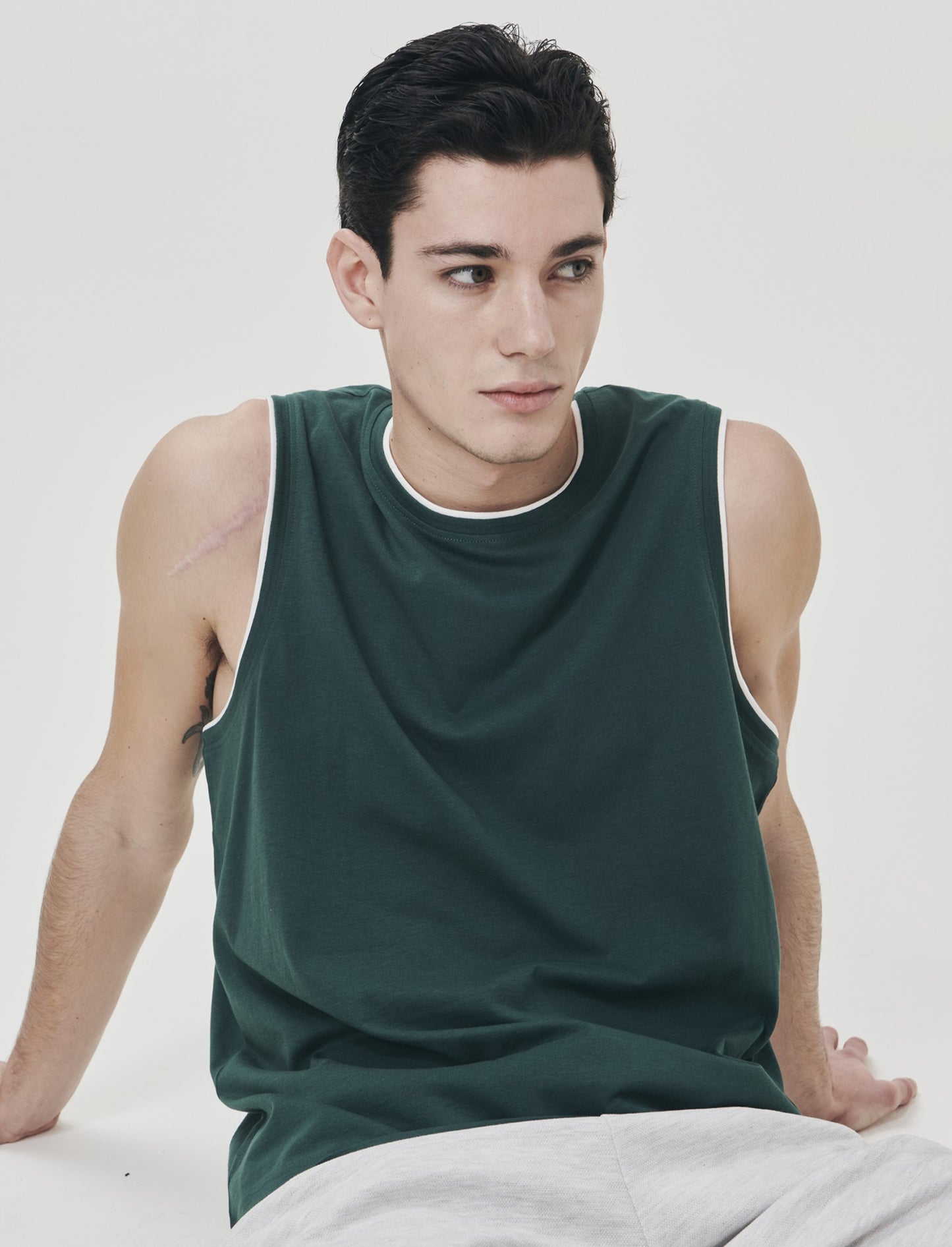 T-shirt senza maniche finto doppio capo - Verde petrolio