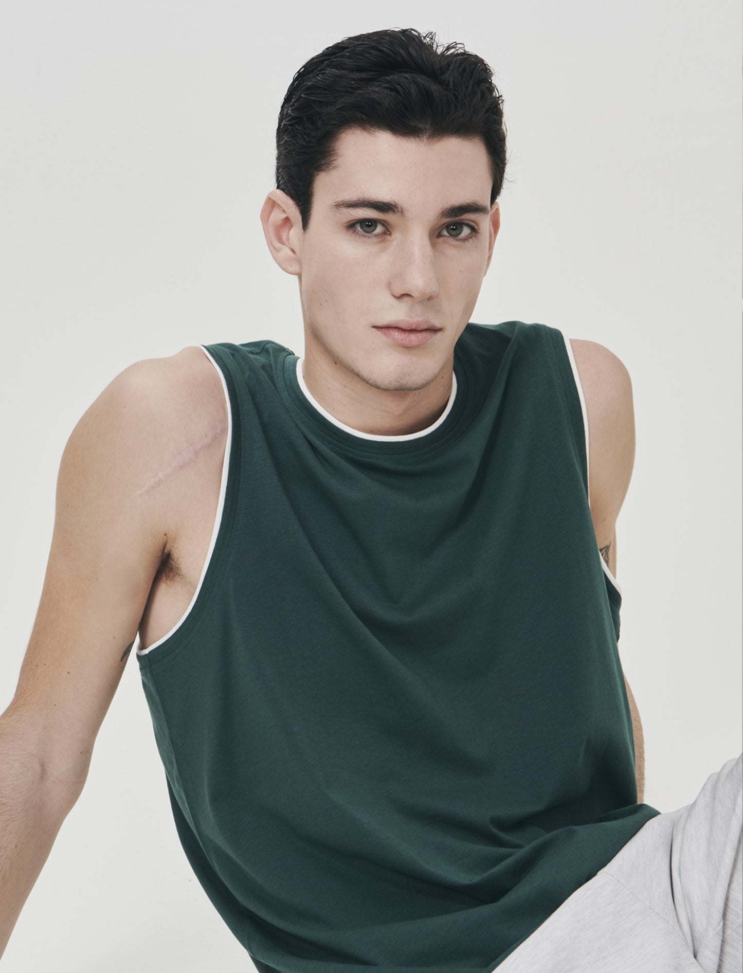 T-shirt senza maniche finto doppio capo - Verde petrolio