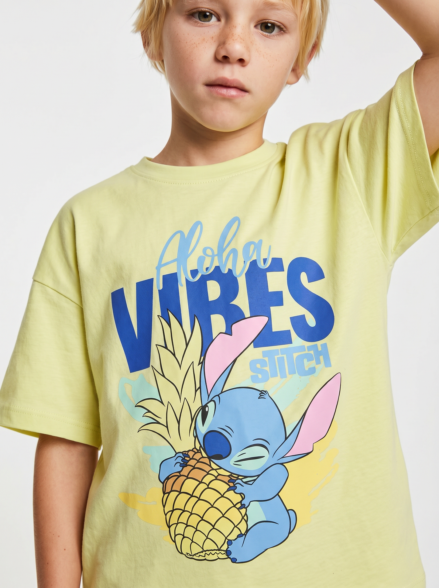 T-shirt Stich: divertente e versatile - Verde