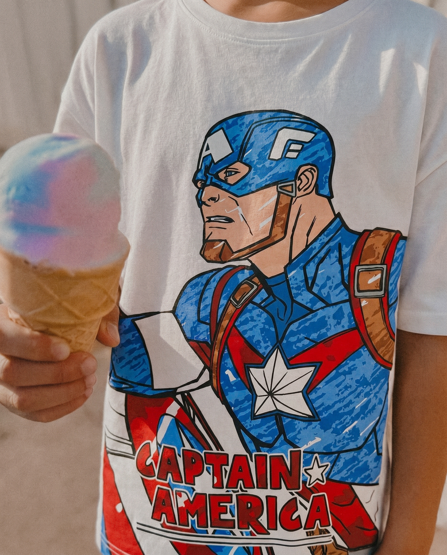 T-shirt Marvel in cotone per giovani fan - Bianco