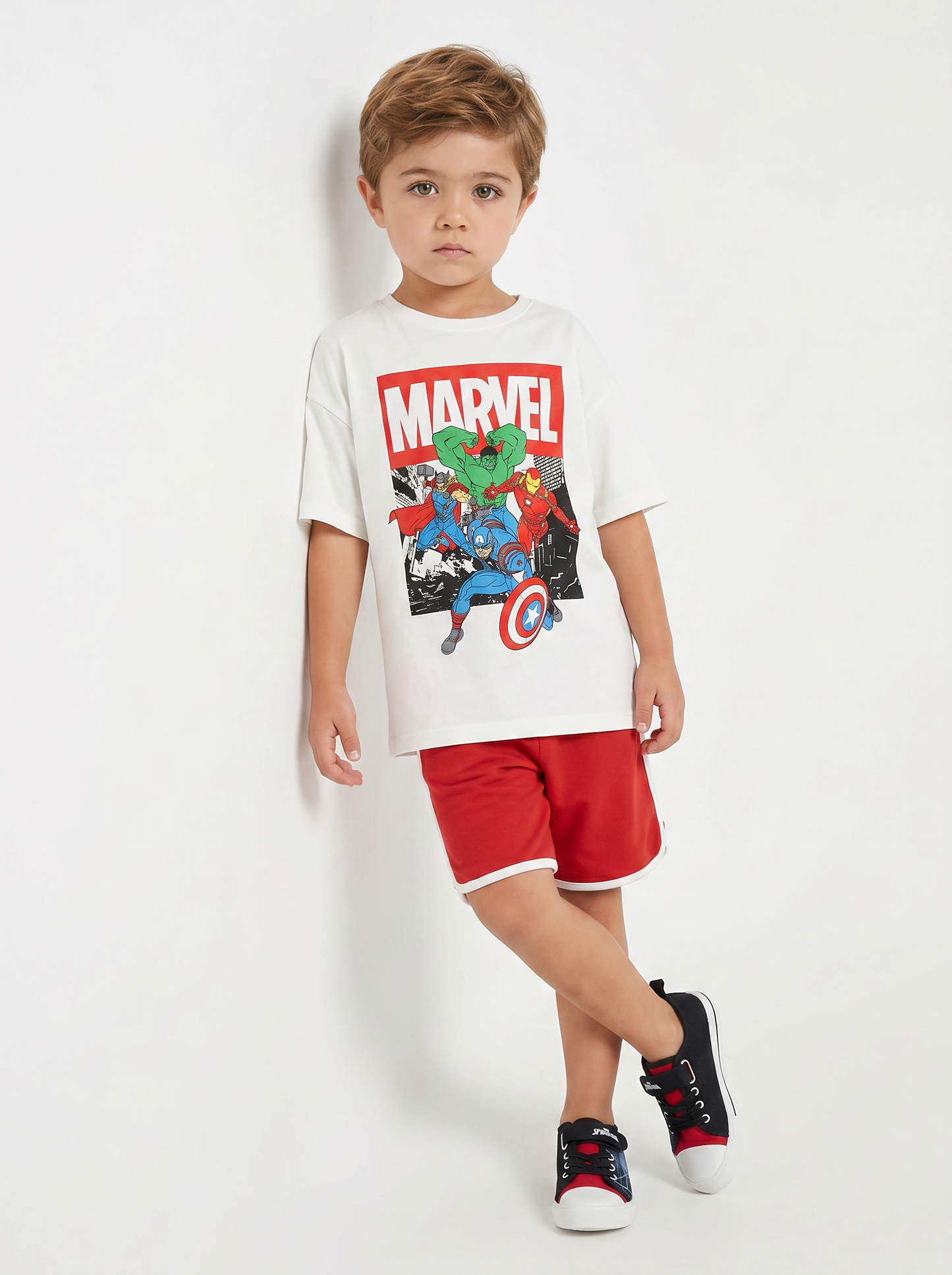 T-shirt Marvel: must-have per giovani fan - var 1