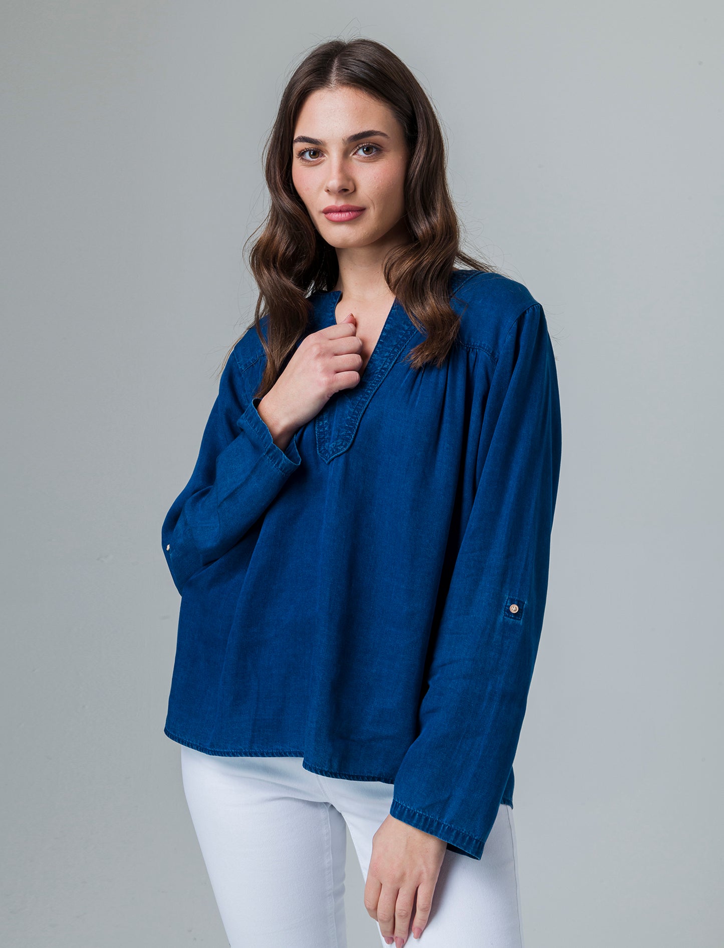 Woman's long sleeve cascading cardigan - Blue