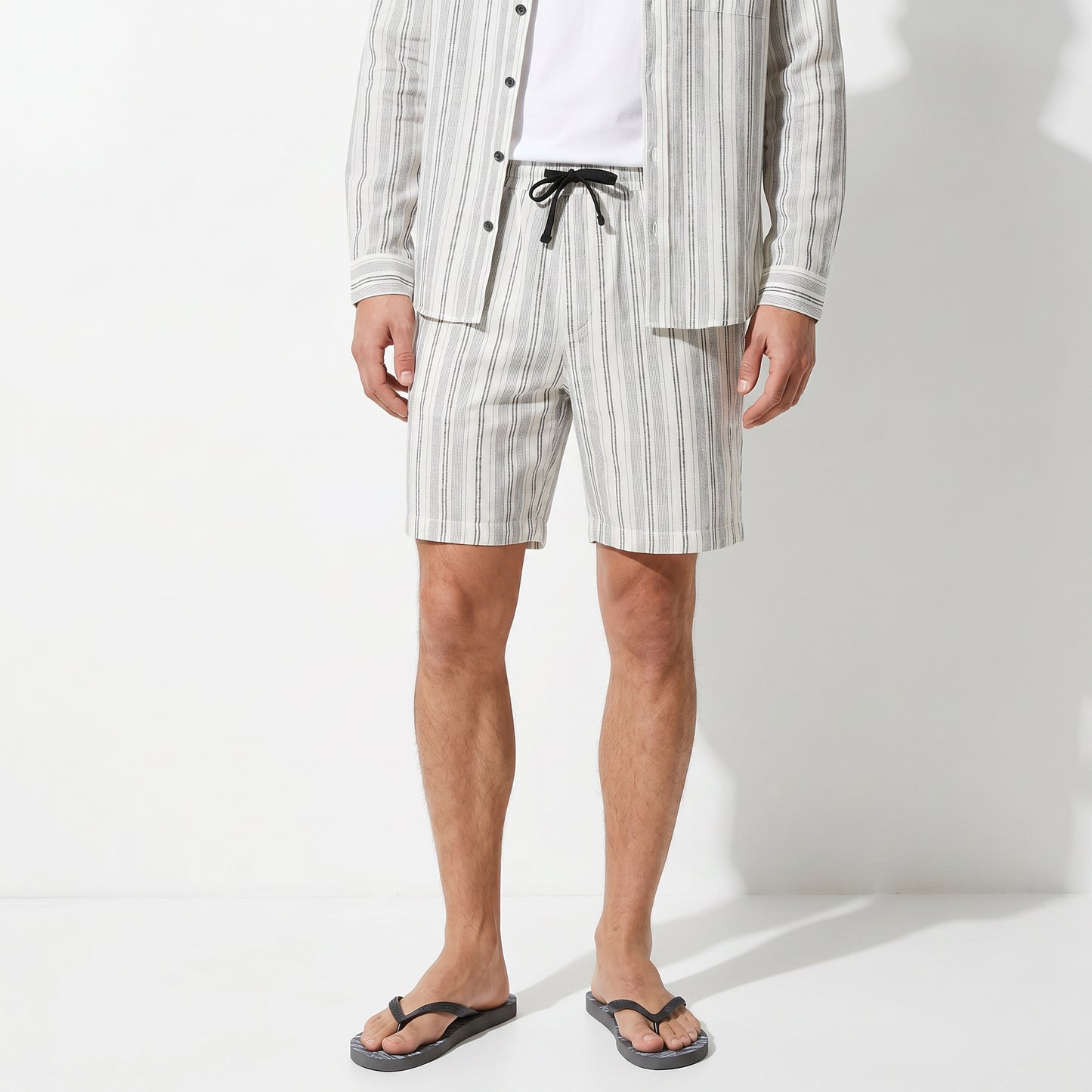 Bermuda Striped Regular Fit Jogger - White