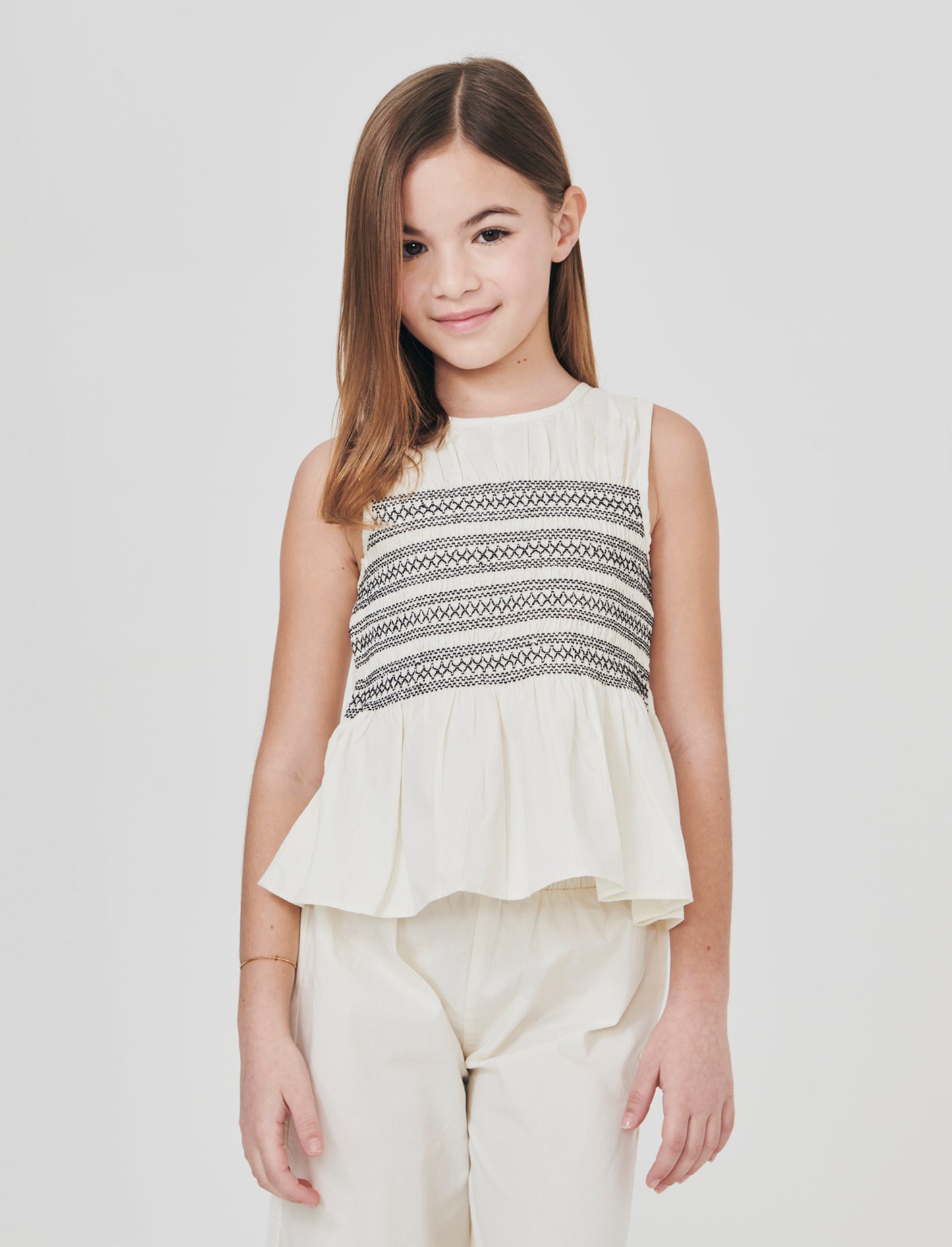 Camicia in cotone con rouches e smock - Beige