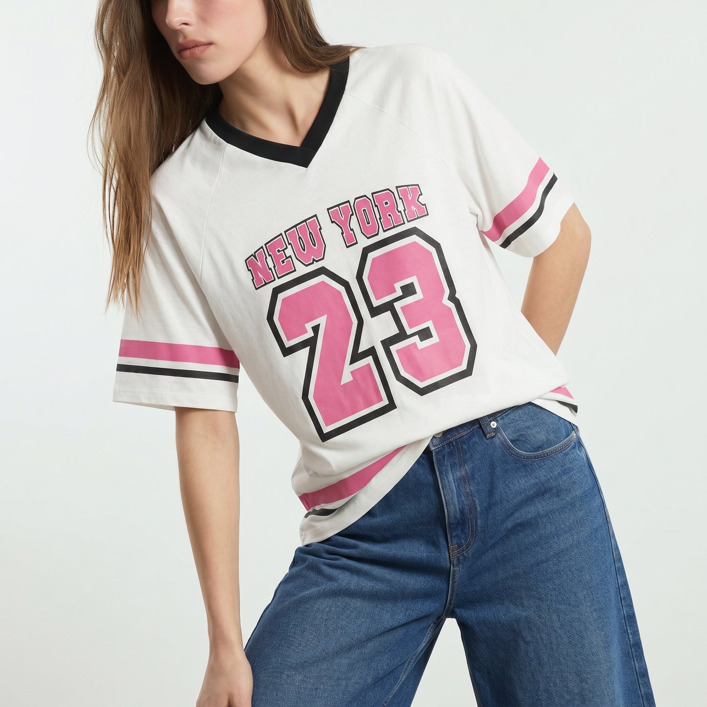 T-SHIRT SCOLLO A V - Bianco
