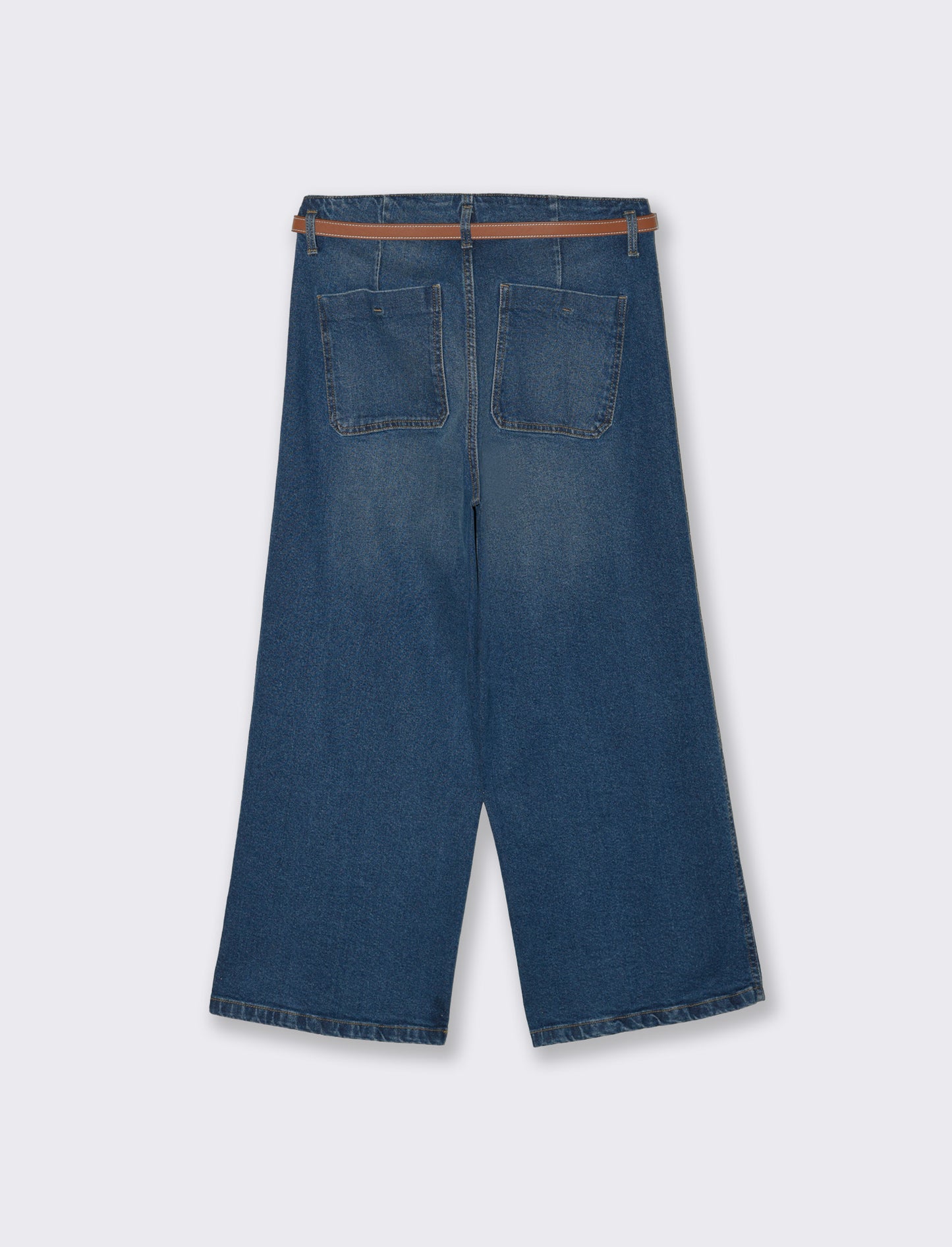Woman's belted jeans for stylish comfort - Blue