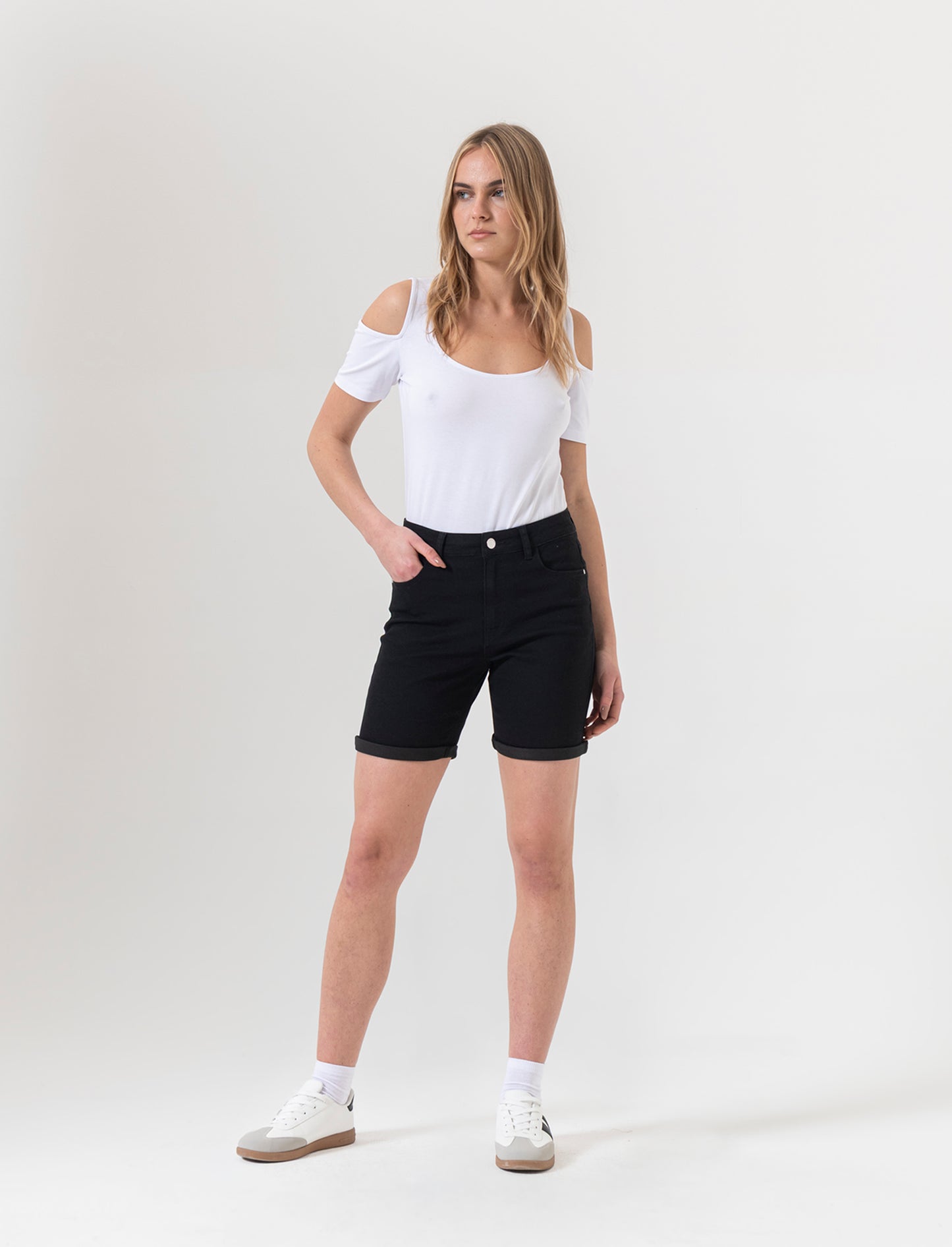 Woman's denim bermuda shorts for men - Black