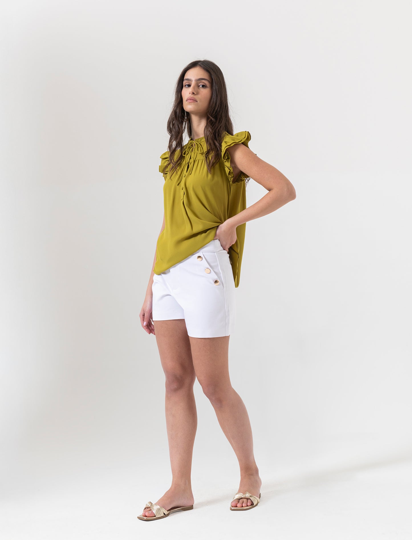 Short con bottoni da donna - Bianco