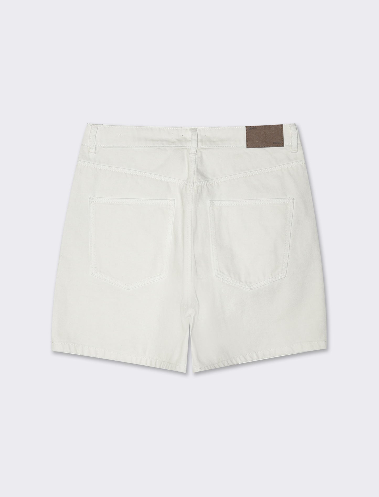 Woman's denim shorts for casual summer style - White