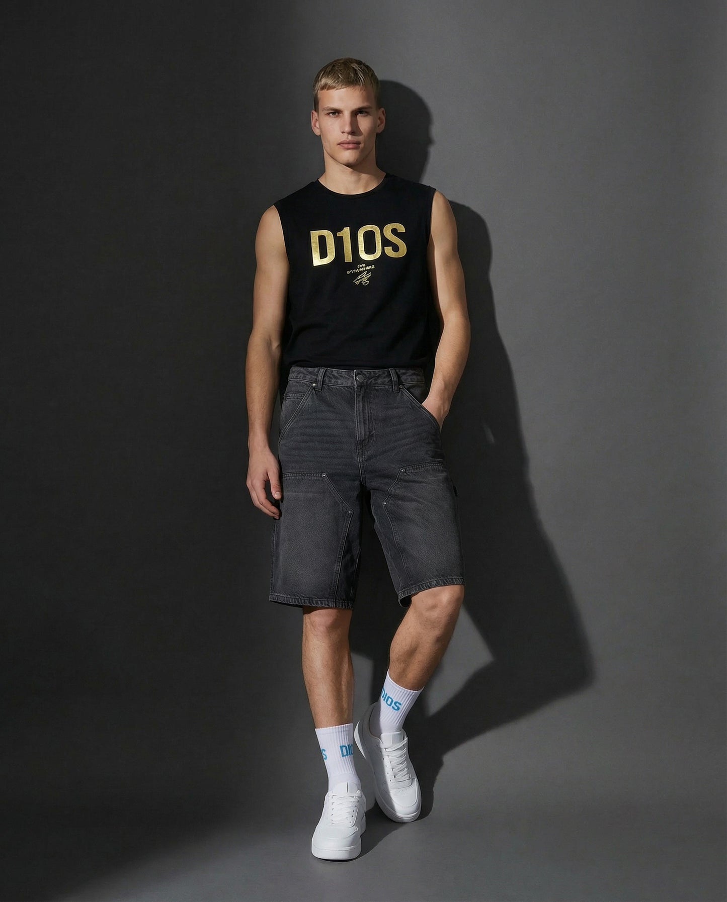 T-shirt senza maniche con stampa D10S - Nero