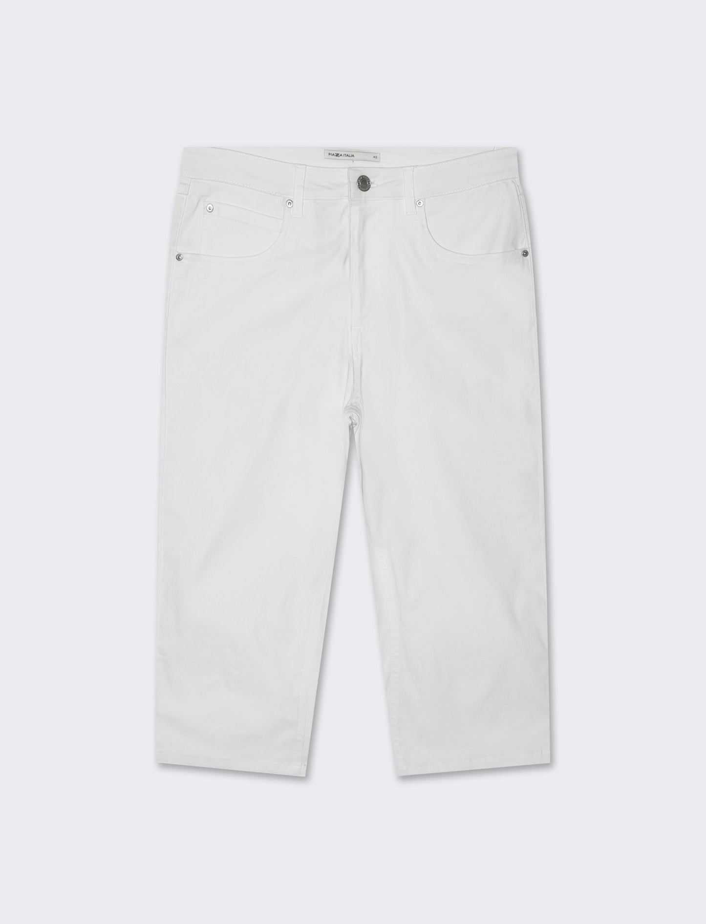 Woman's capri style bermuda shorts for men - White