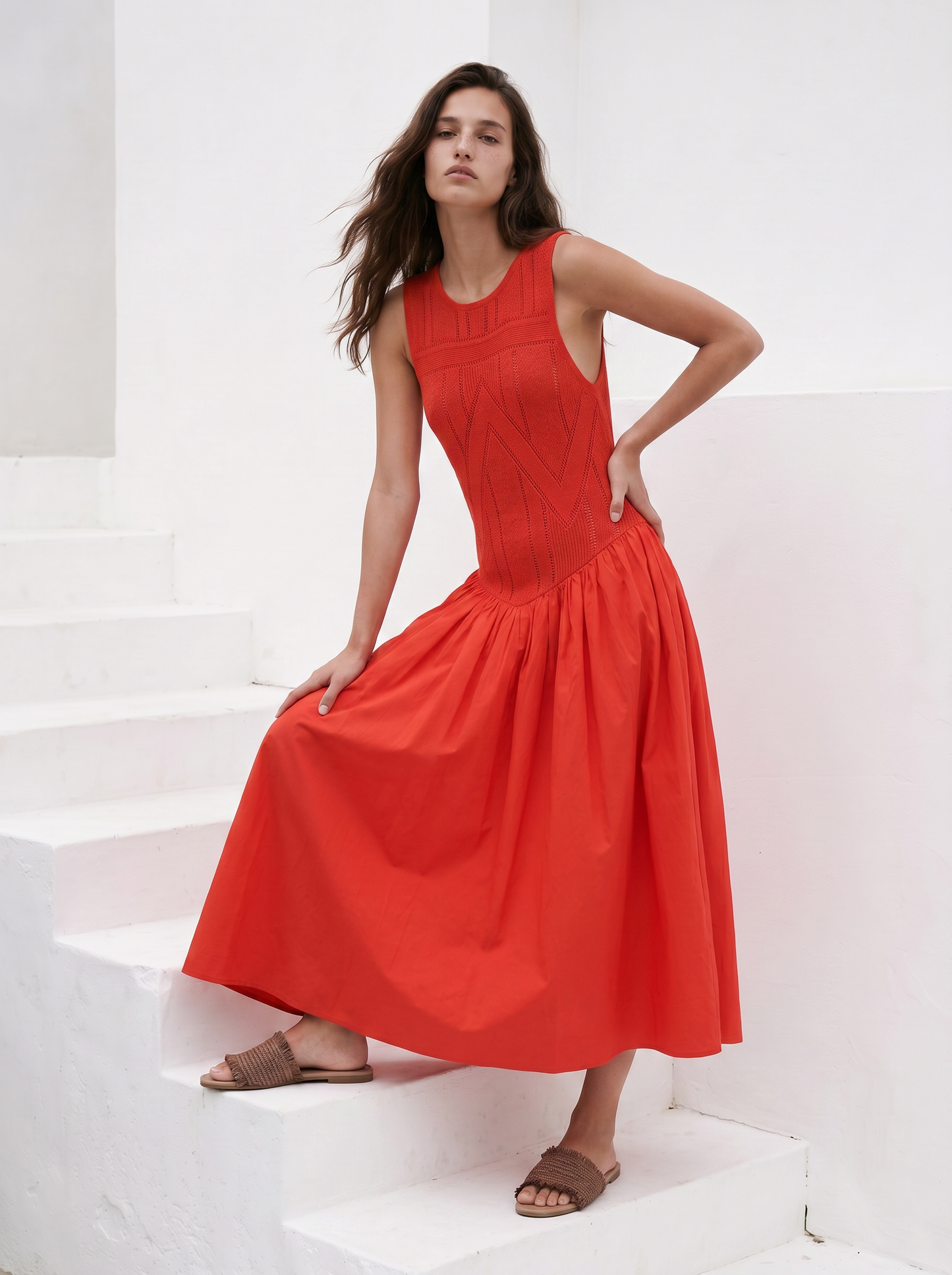 Vestito lungo smanicato con scollo rotondo - Corallo