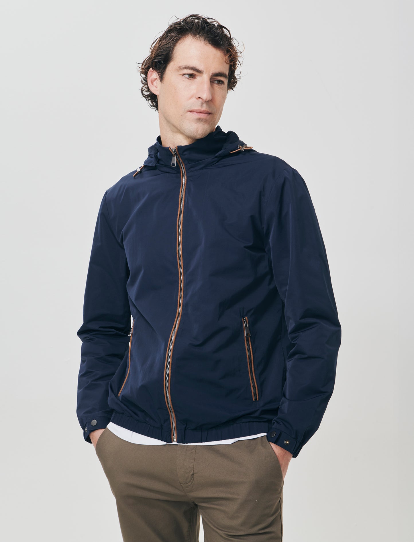 Giubbotto tecnico con cappuccio e suede - Blu